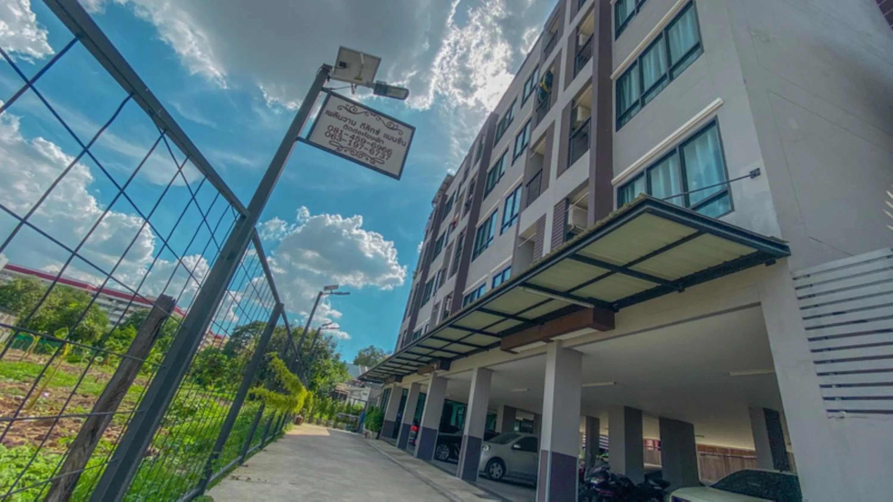 Property building in Plearnwan Deluxe Mansion