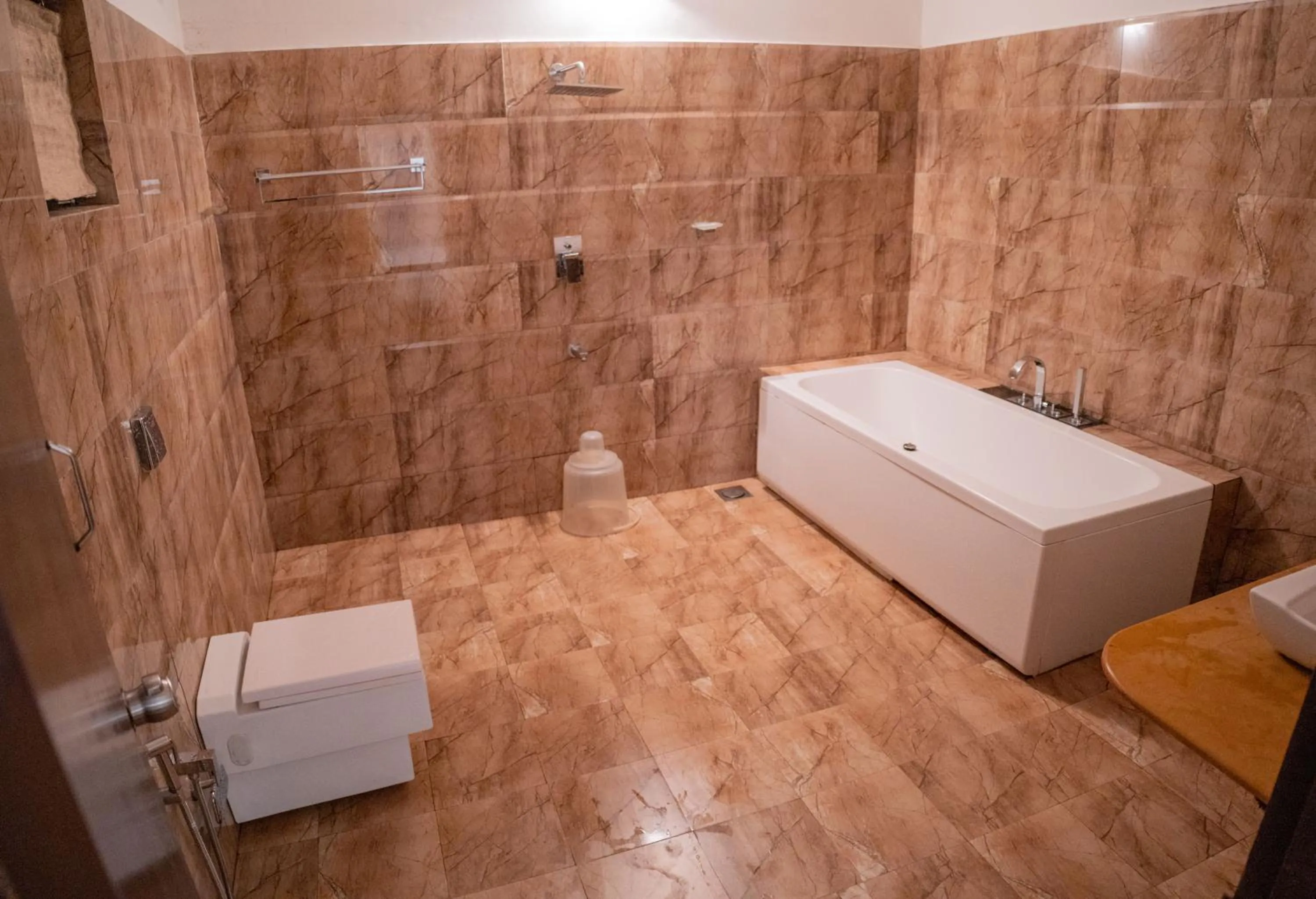 Bathroom in Edens Munnar