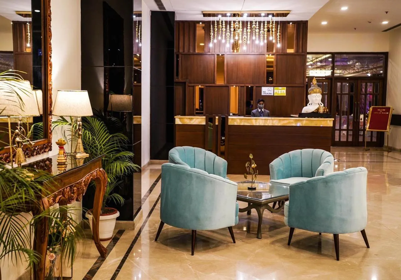Lobby or reception in Hotel Le Amritam