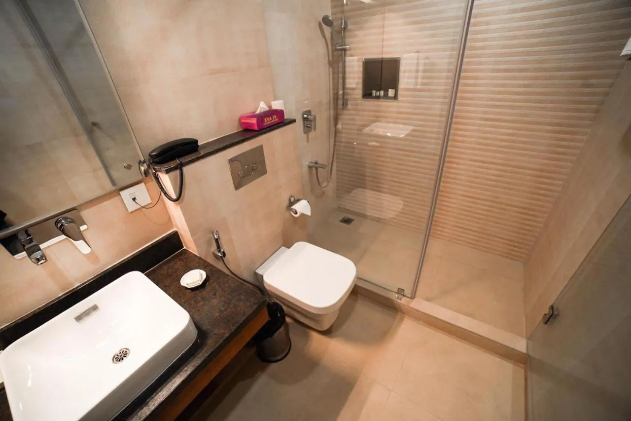 Bathroom in Hotel Le Amritam