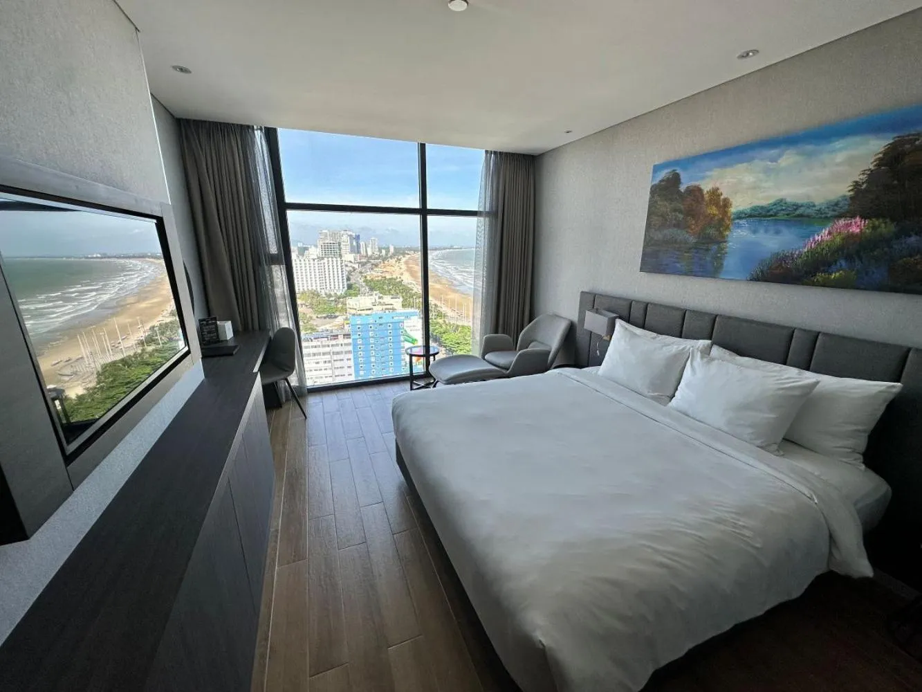 Bed in Premier Pearl Hotel Vung Tau