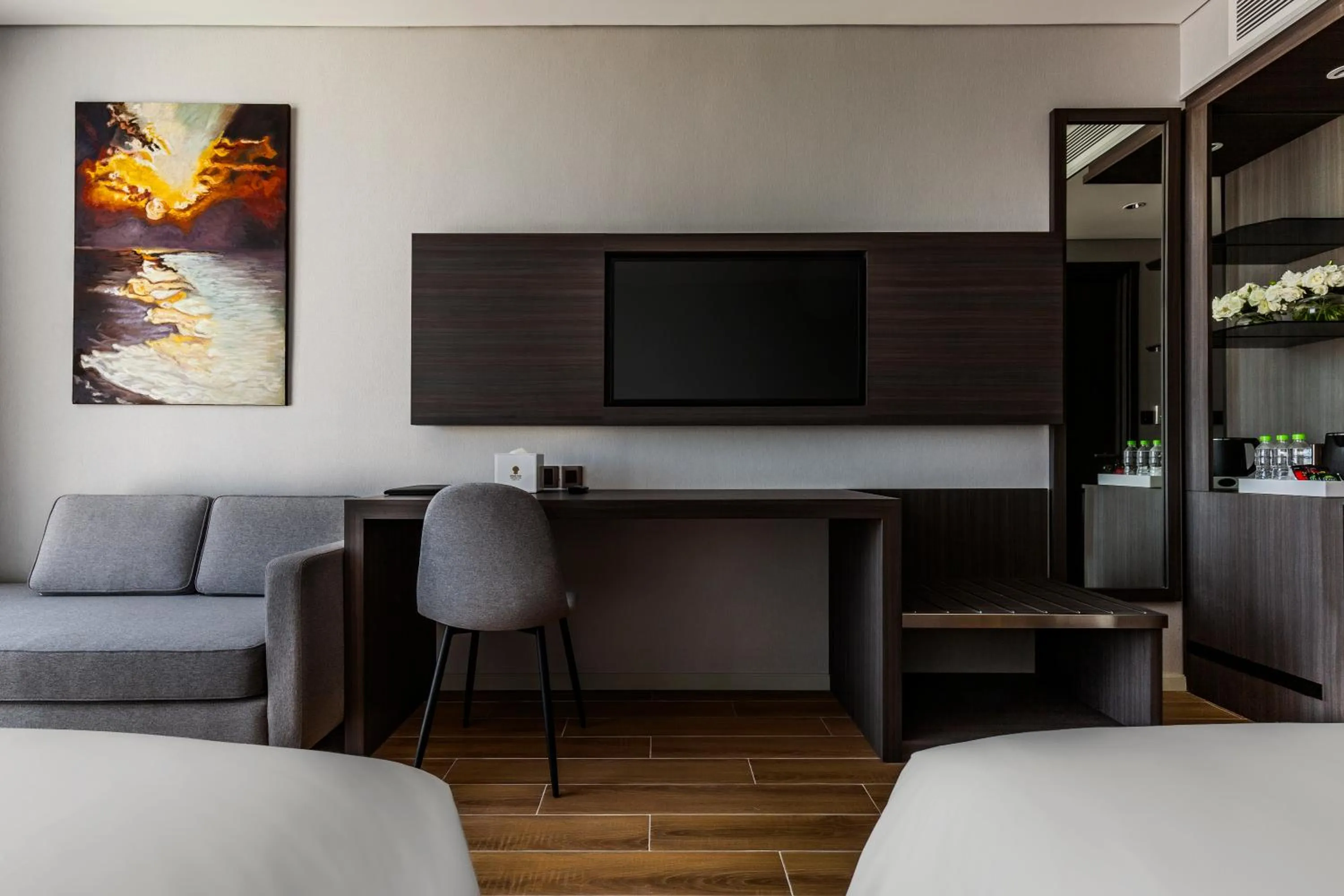 TV and multimedia in Premier Pearl Hotel Vung Tau