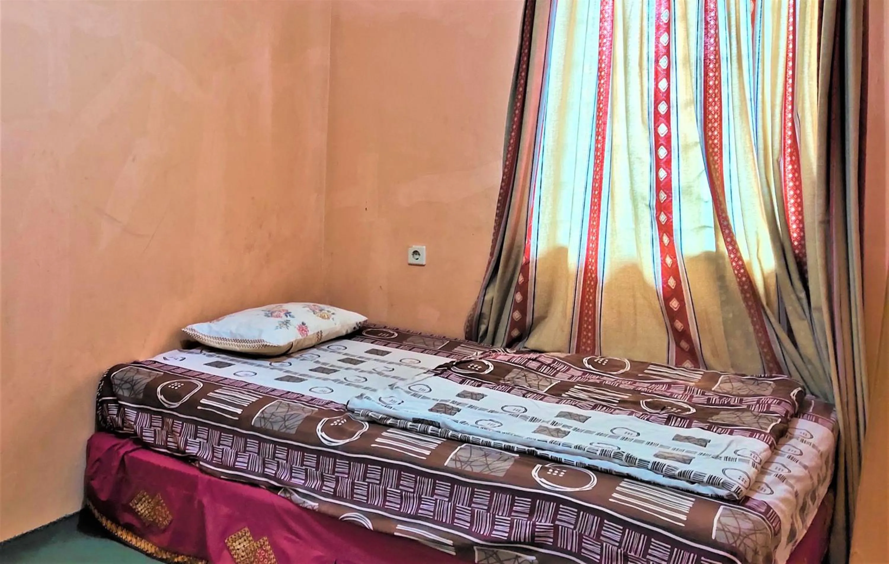 Bedroom, Bed in Villa Orange Lembang Pengkolan