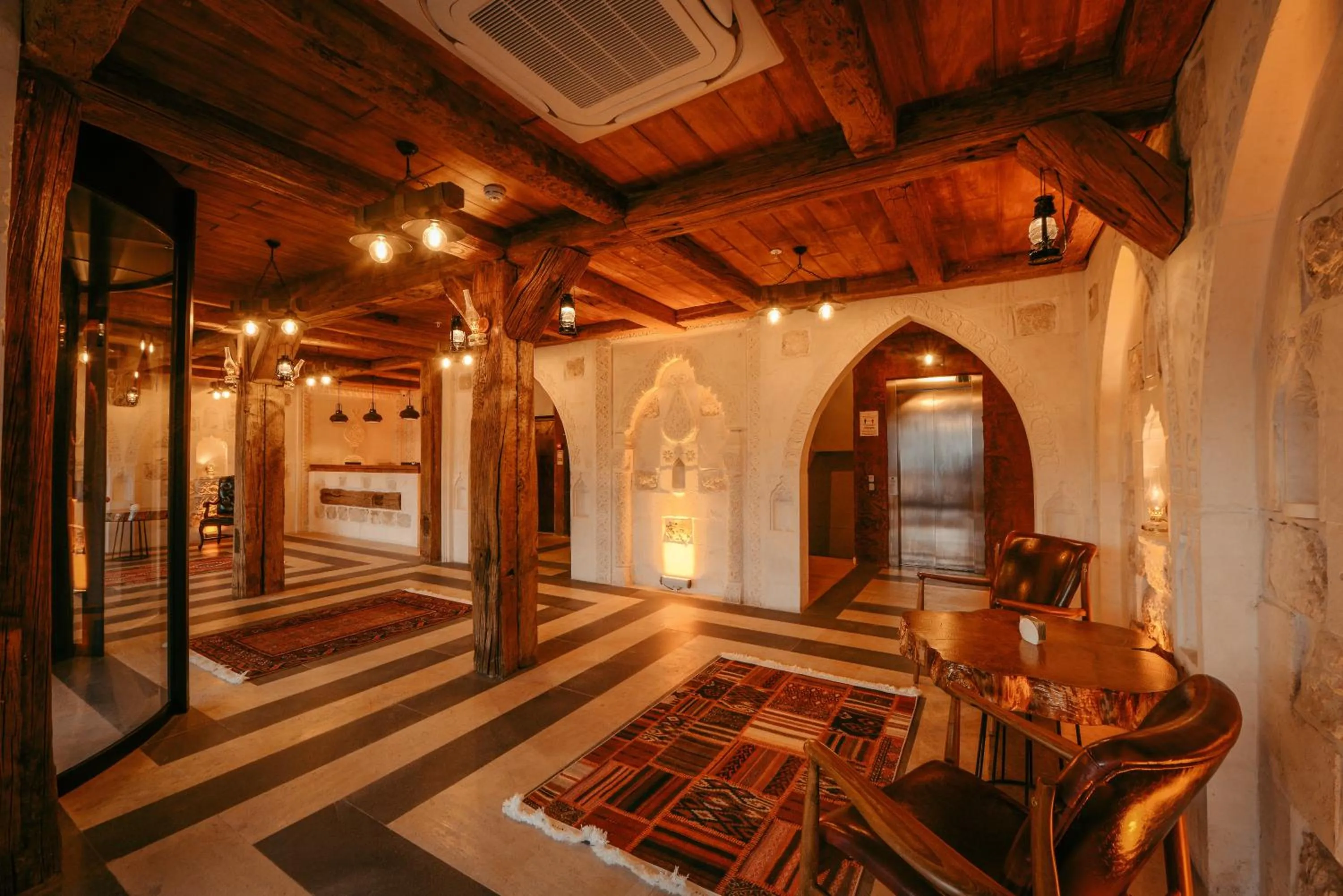 Nightclub / DJ in RAYMAR HOTELS MARDİN