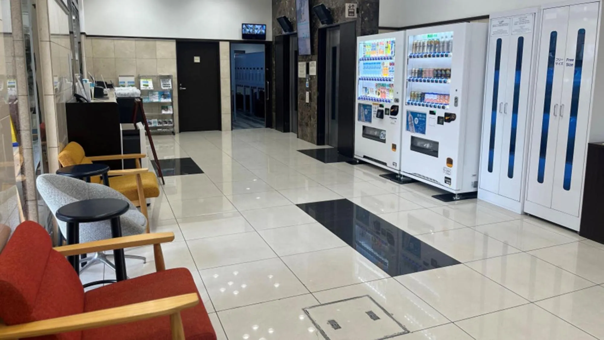 Lobby or reception in Toyoko Inn Tokyo Shinagawa Konan-guchi Tennozu Isle