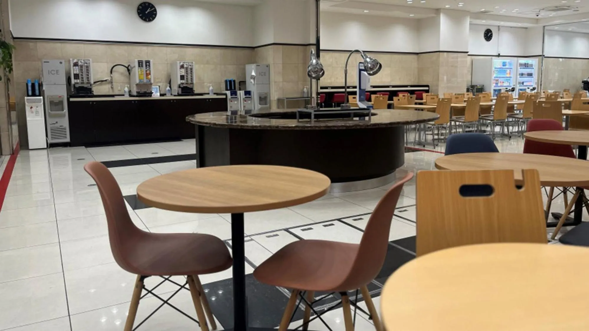 Lobby or reception in Toyoko Inn Tokyo Shinagawa Konan-guchi Tennozu Isle