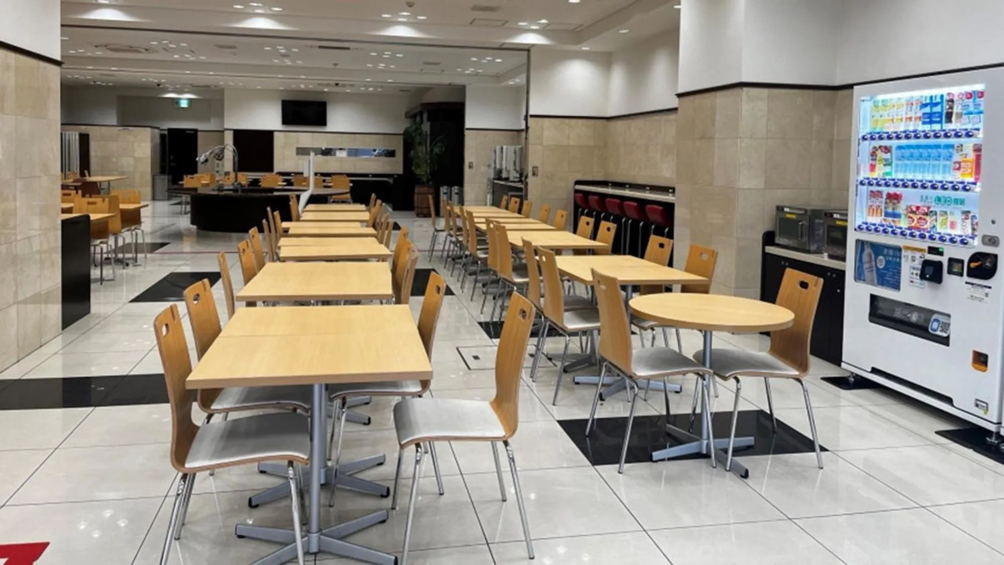 Lobby or reception in Toyoko Inn Tokyo Shinagawa Konan-guchi Tennozu Isle