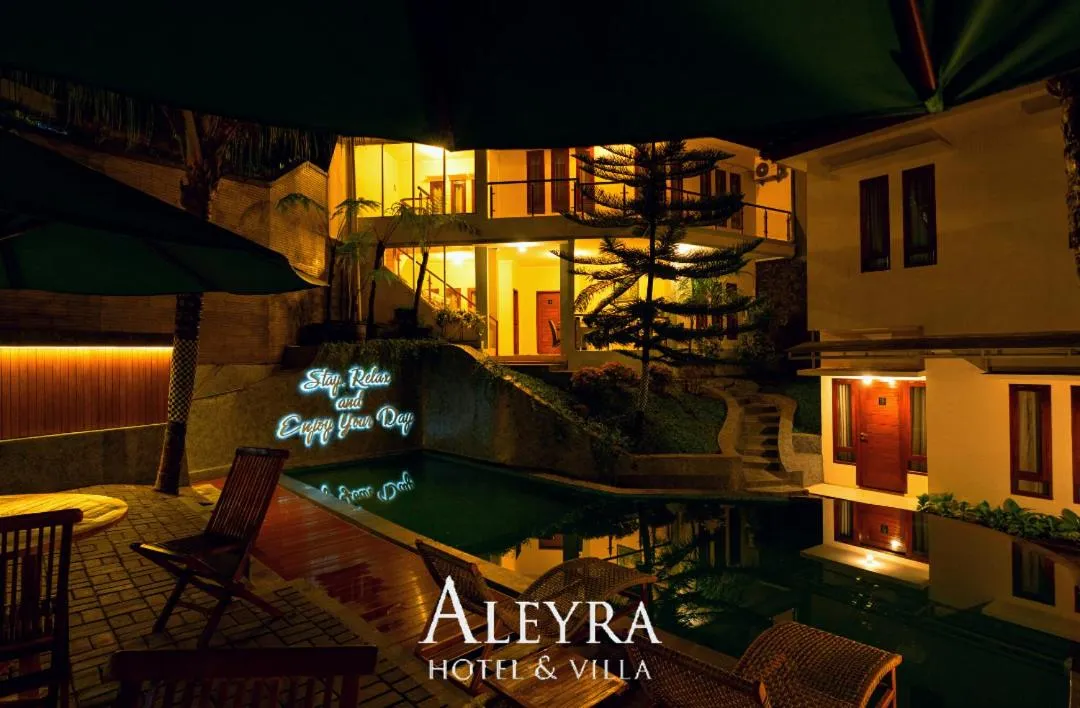 Lounge or bar in Aleyra Hotel and Villa's Garut