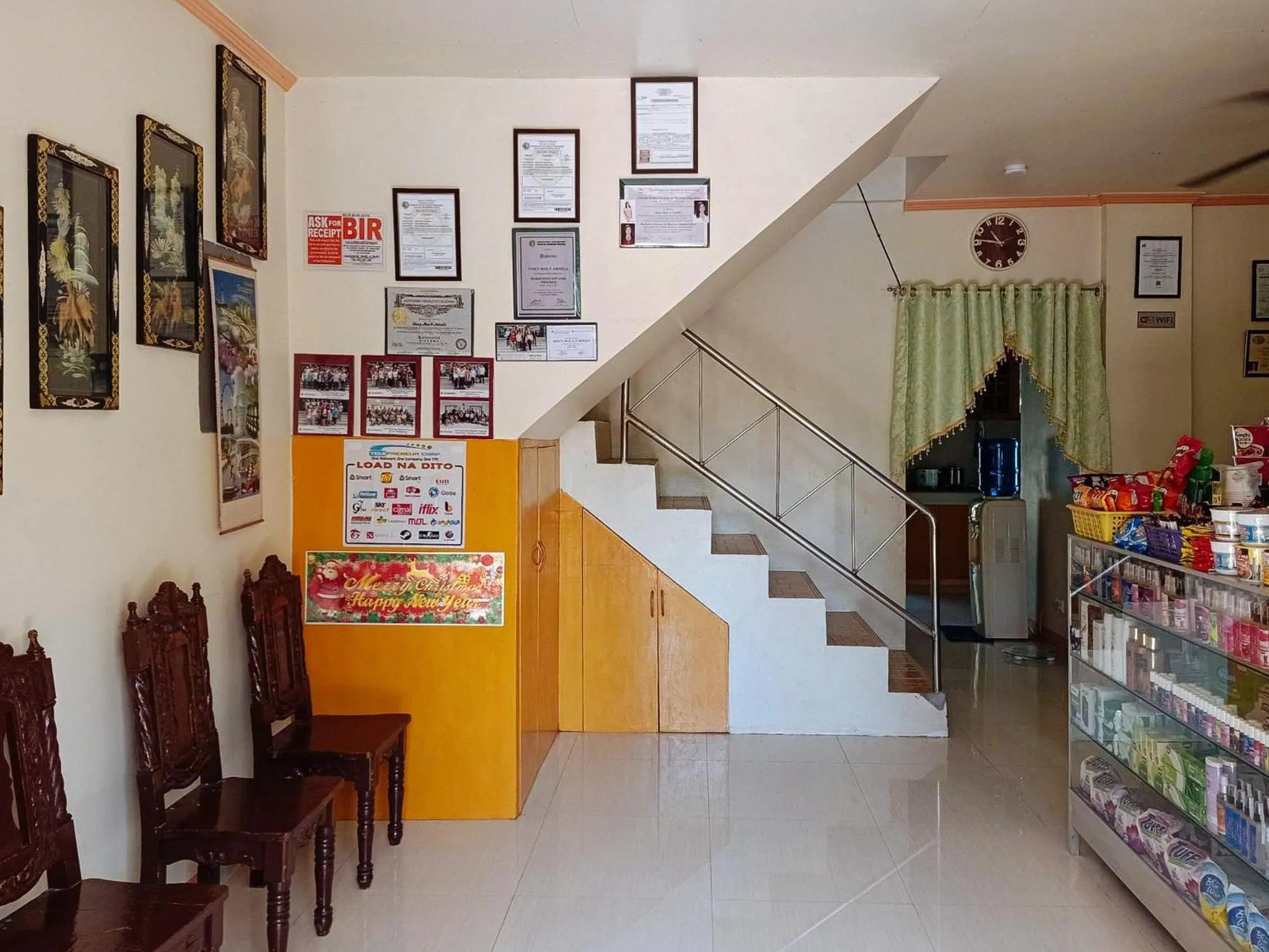 Lobby or reception in RedDoorz @ Garcia Hernandez Bohol