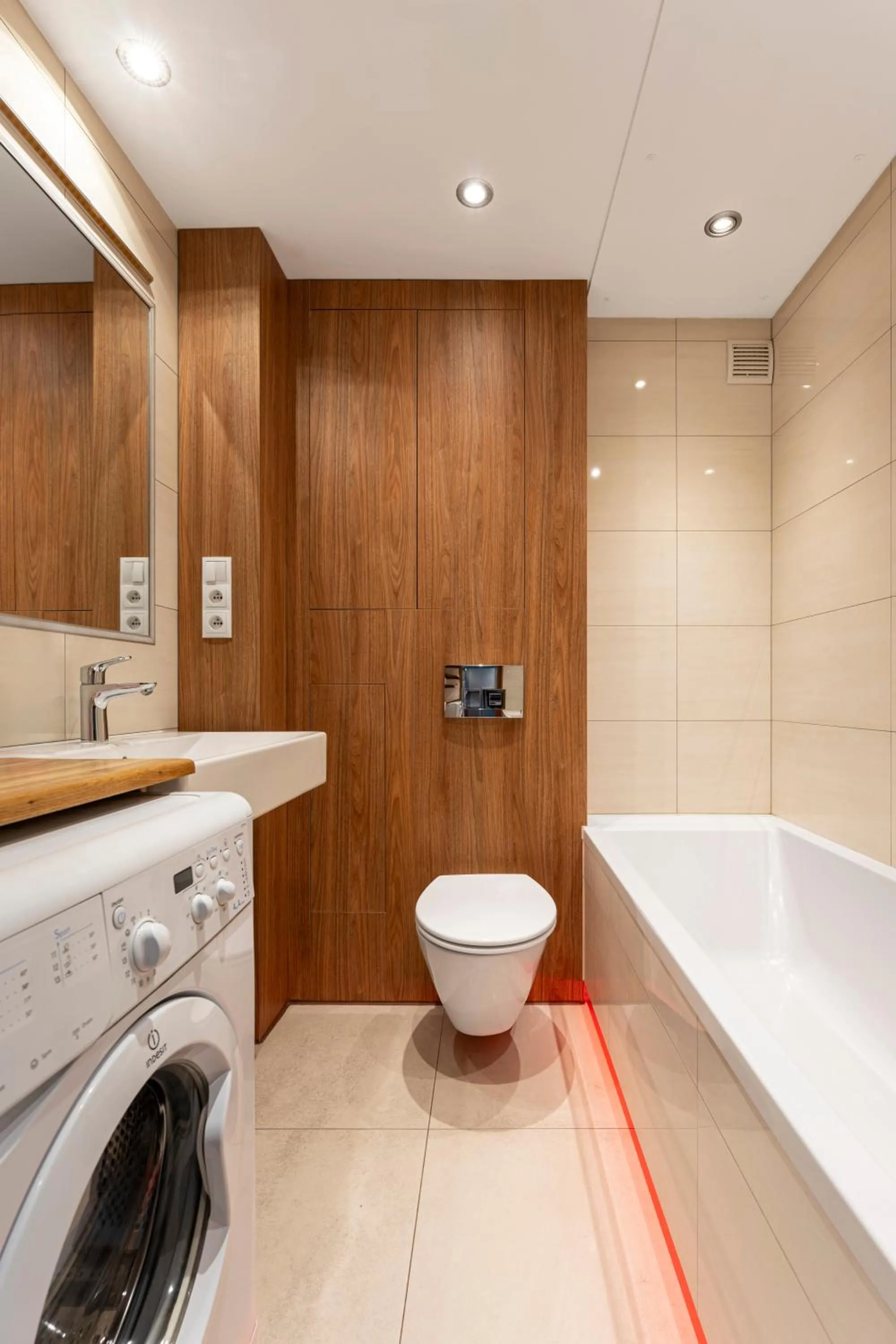 Toilet in oompH Warsaw Central Apartment