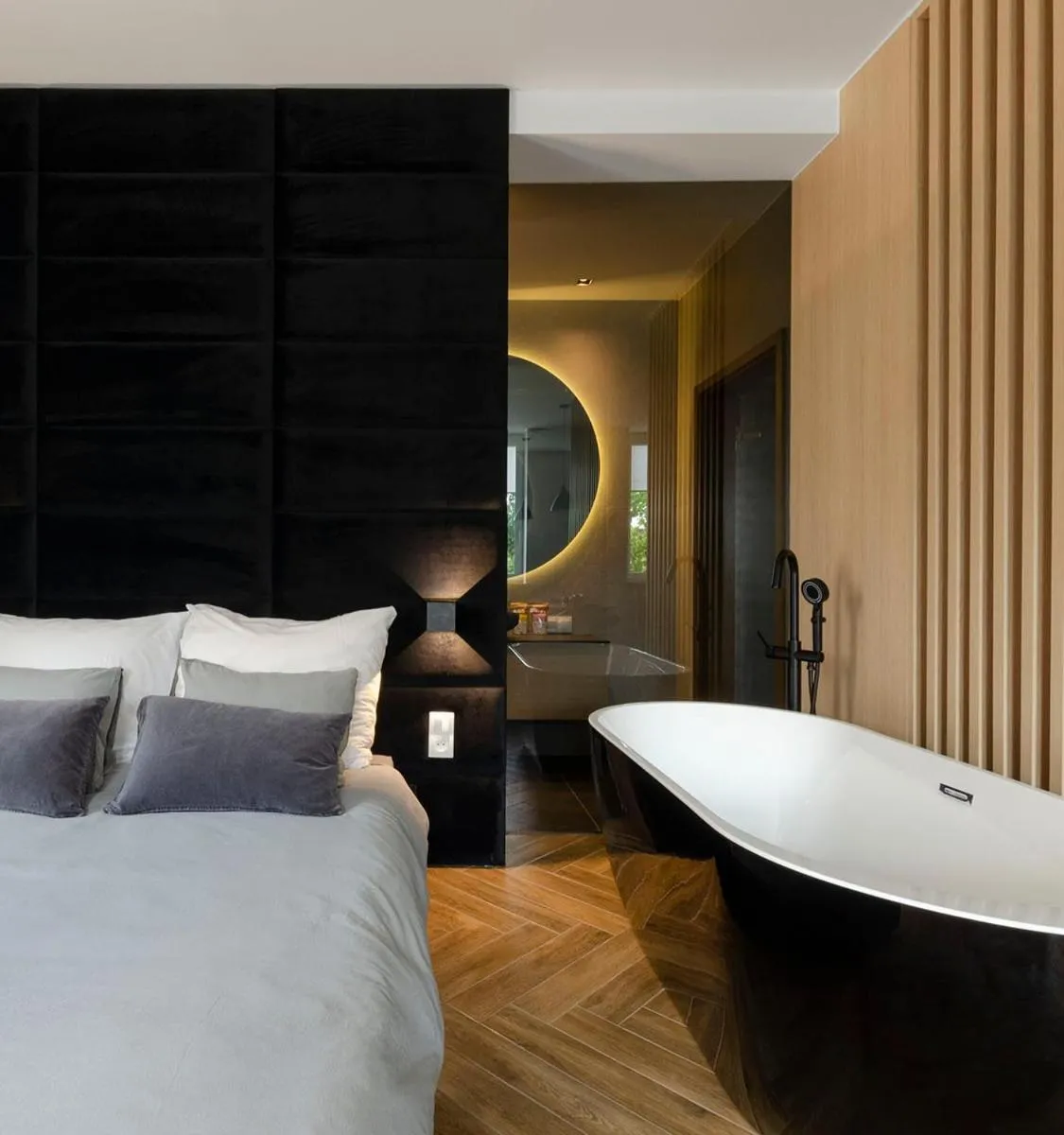 Bed in LupoApartments z Klimatyzacją do wyboru z Jacuzzi Pole Dance Parking Dostęp na Kod