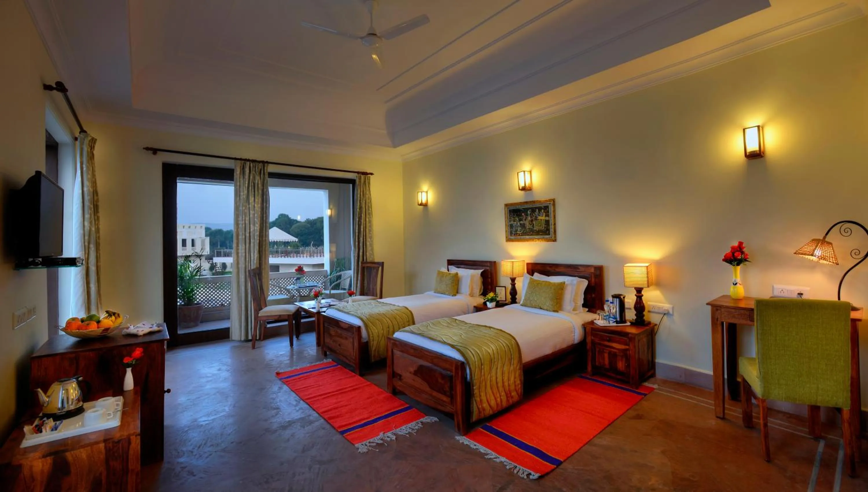 Communal lounge/ TV room, Bed in Achrol Niwas A TreeHouse Hotel