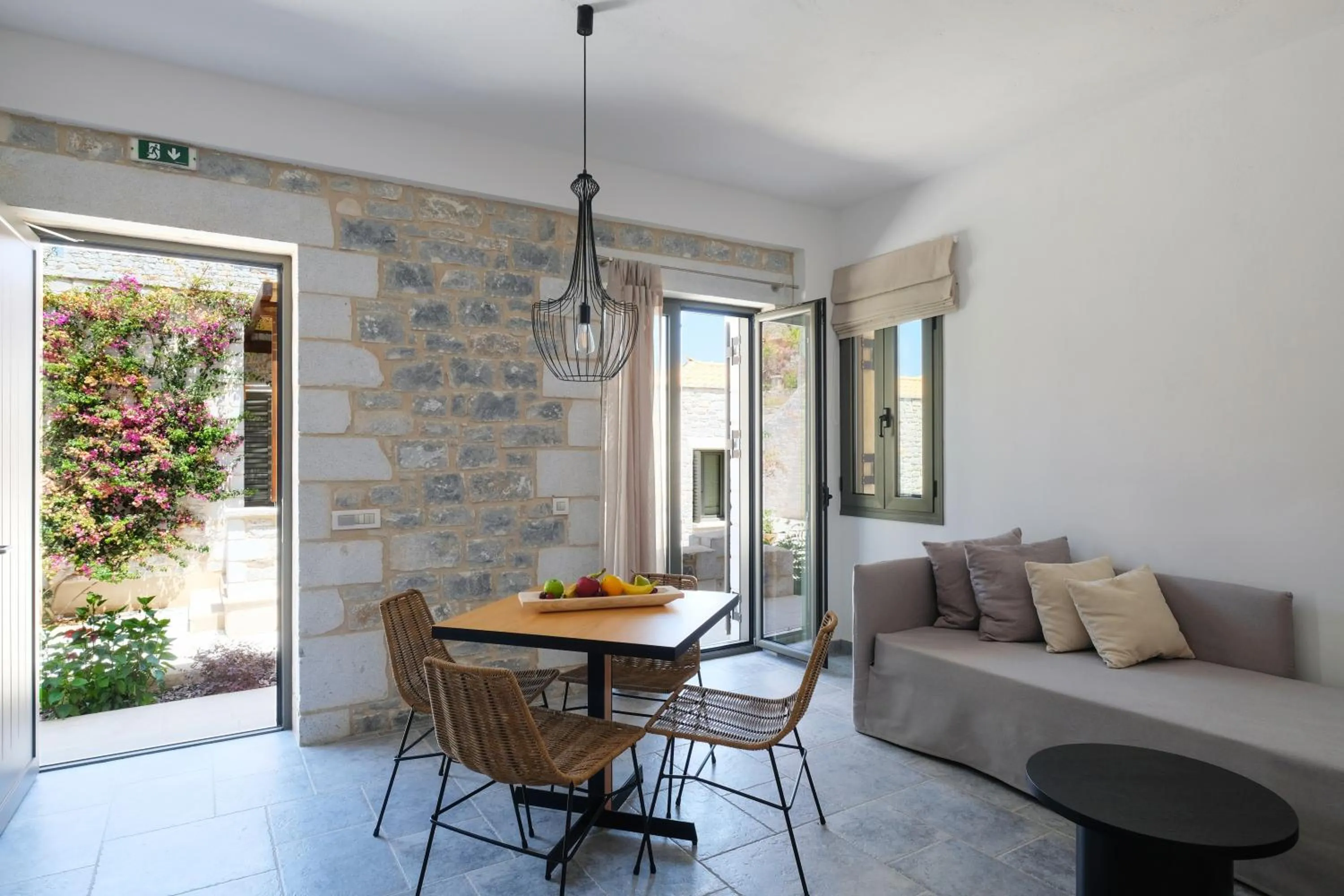 Living room in Margo Beach Hotel