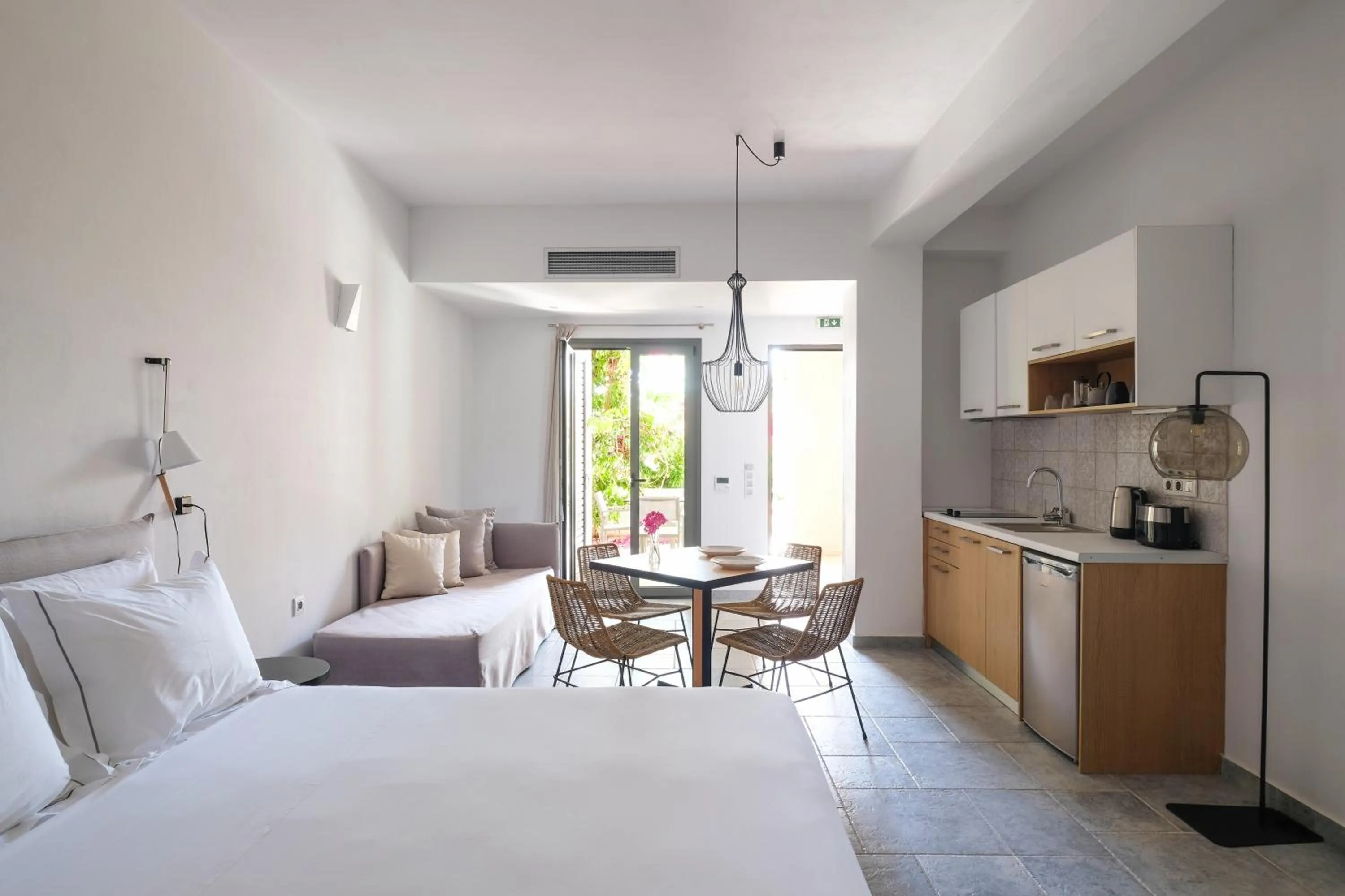 Photo of the whole room, Bed in Margo Beach Hotel