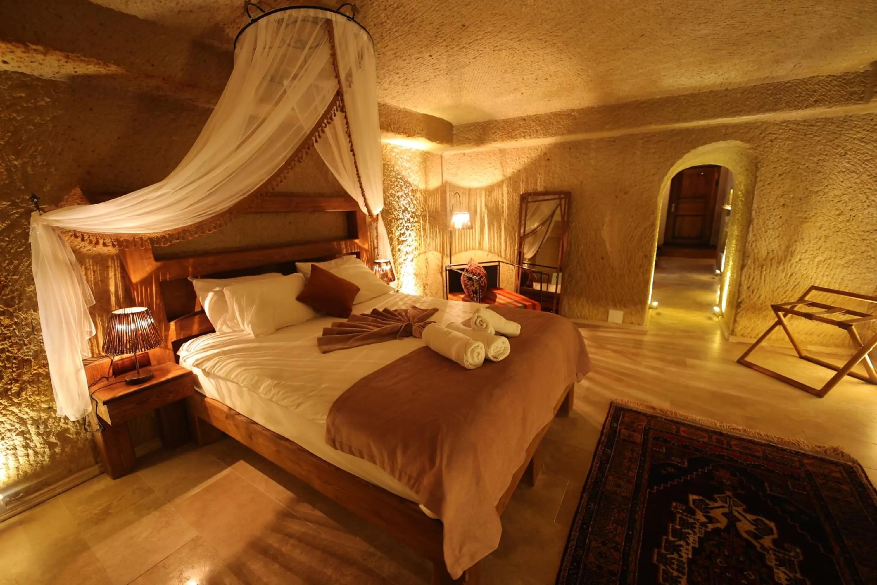 Bed in Alice in Cappadocia