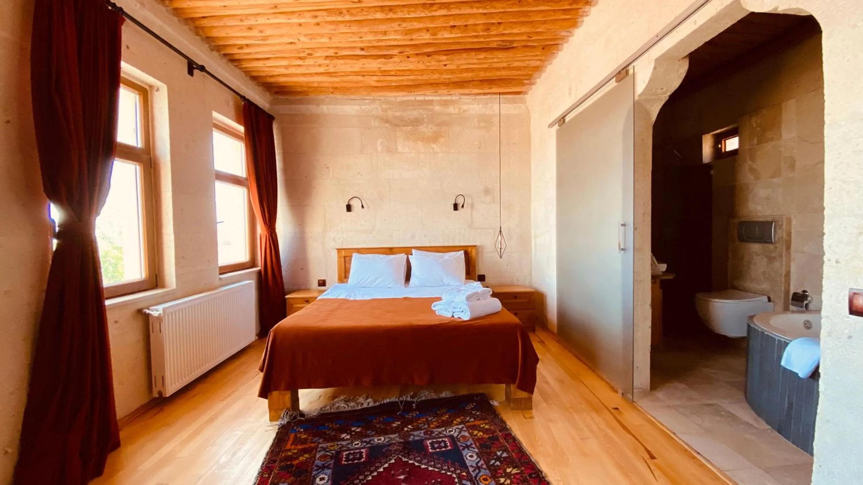 Photo of the whole room, Bed in Alice in Cappadocia