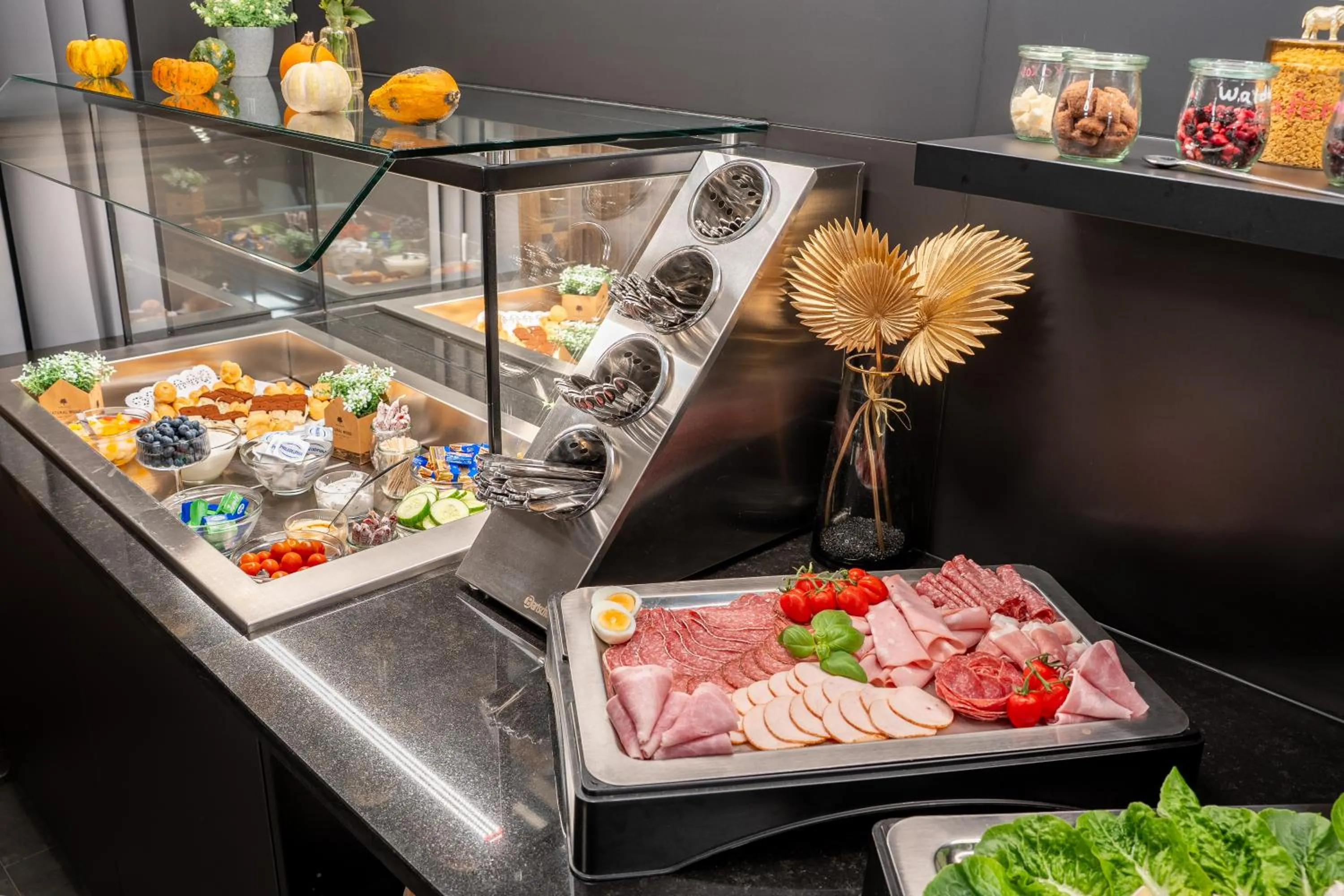 Breakfast in We rooms Hotel