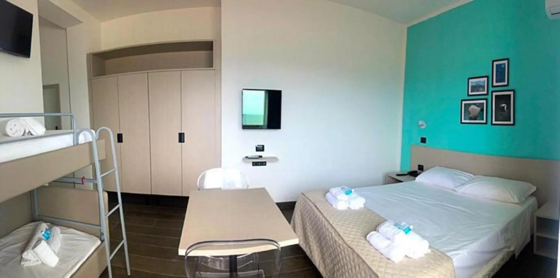 Photo of the whole room, Bed in Hotel Palazzo Caveja