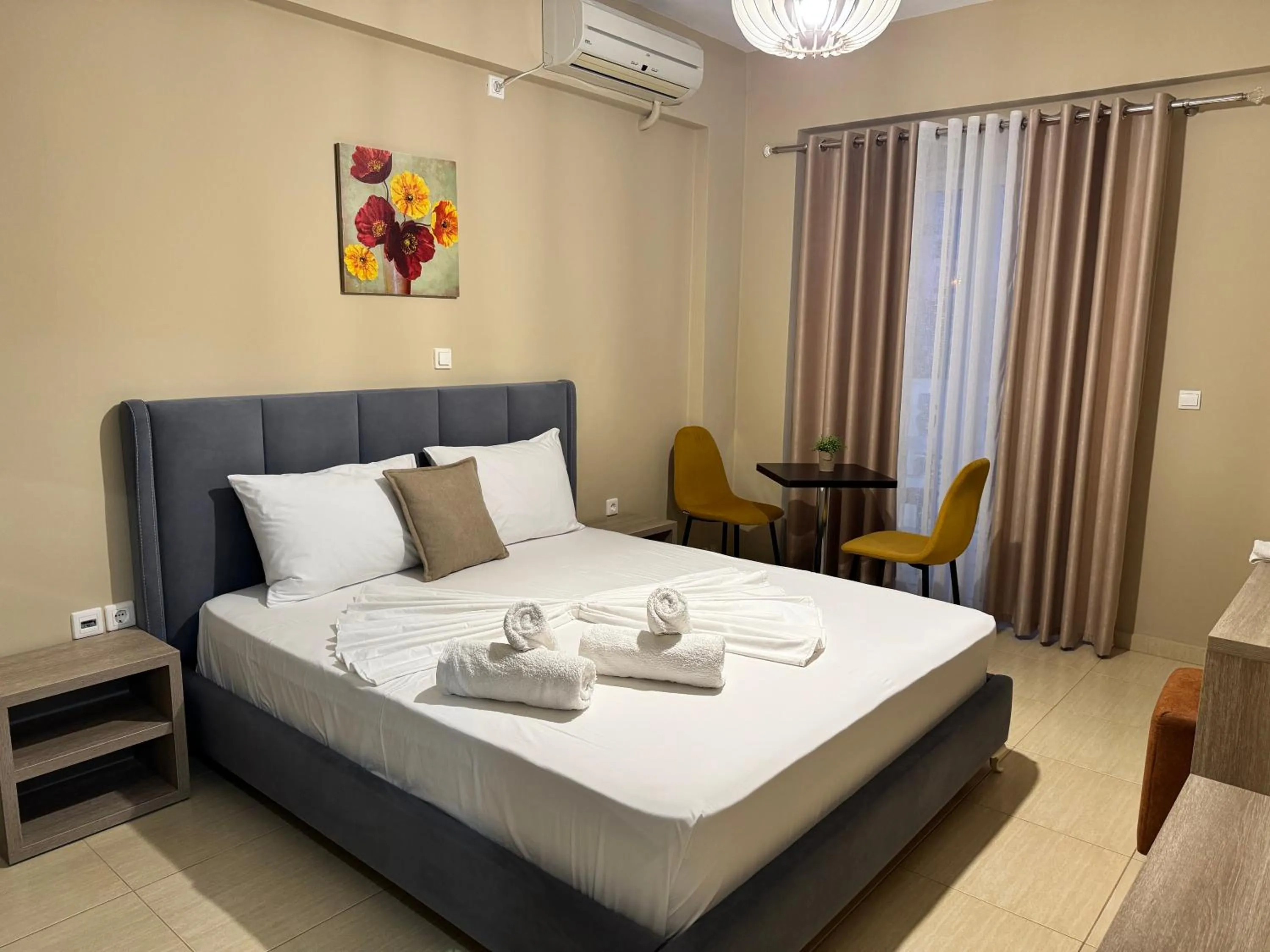 Bedroom, Bed in Hotel Driloni