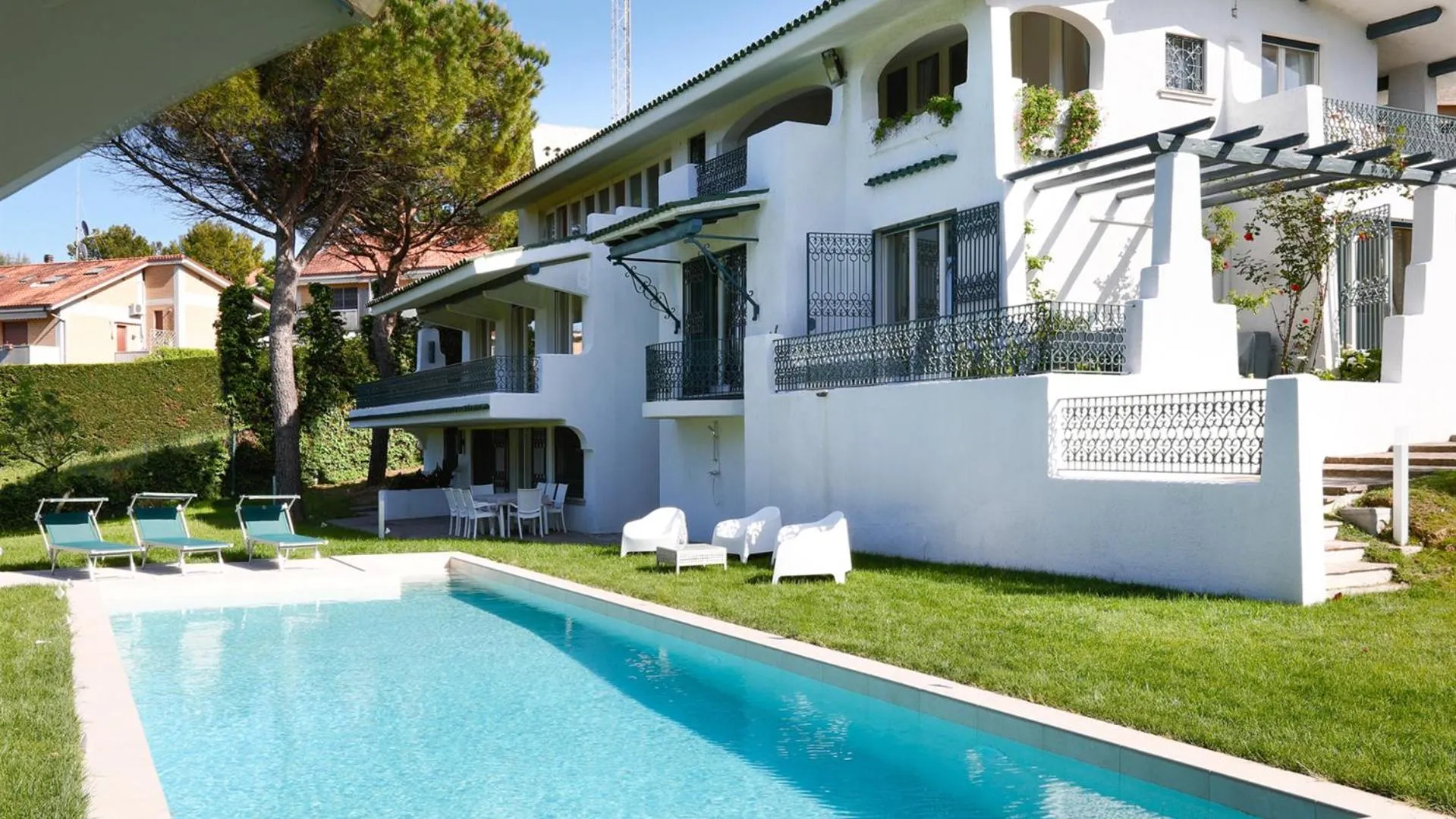 Villa Sarah 102 Emma Villas