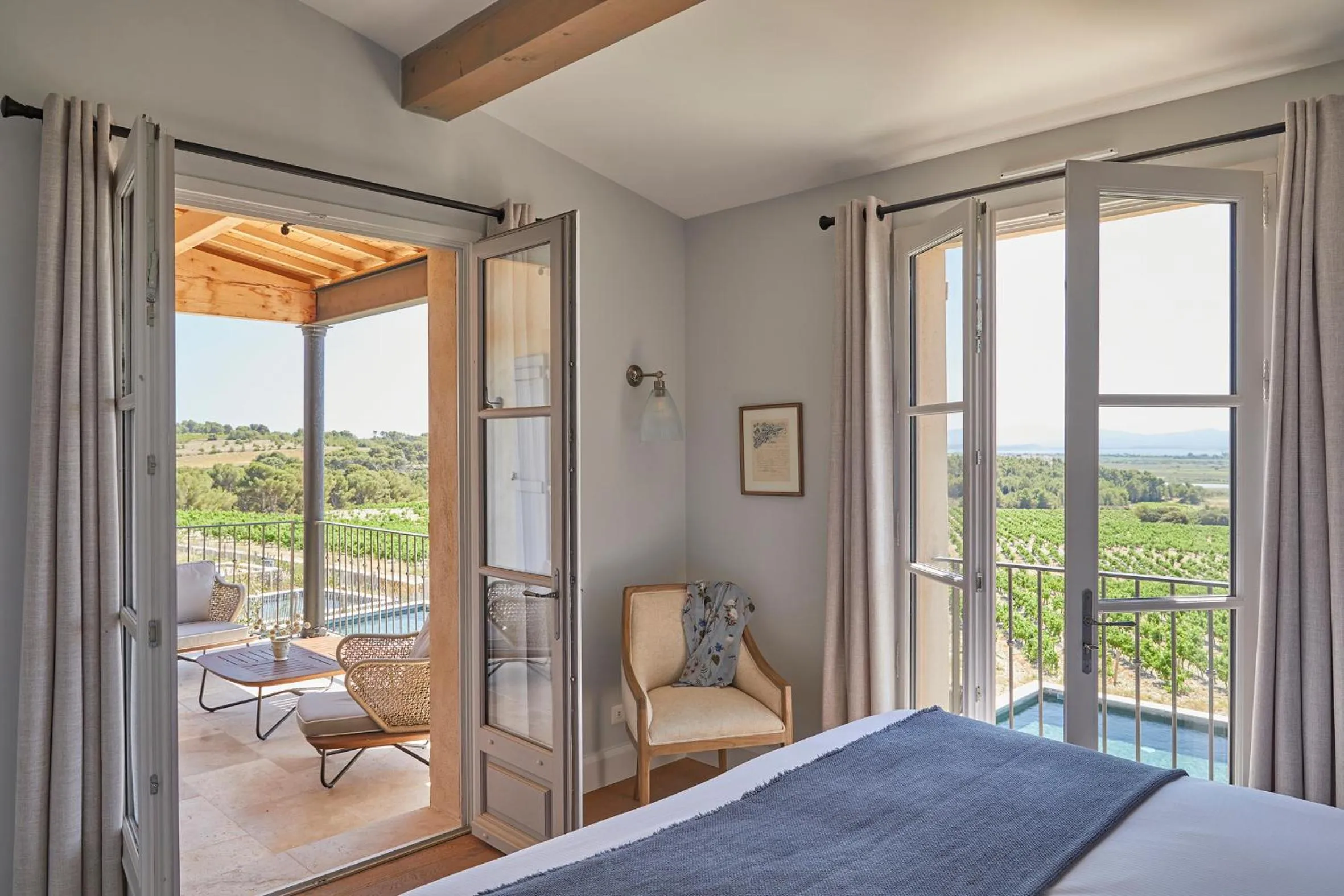 Photo of the whole room in Château Capitoul