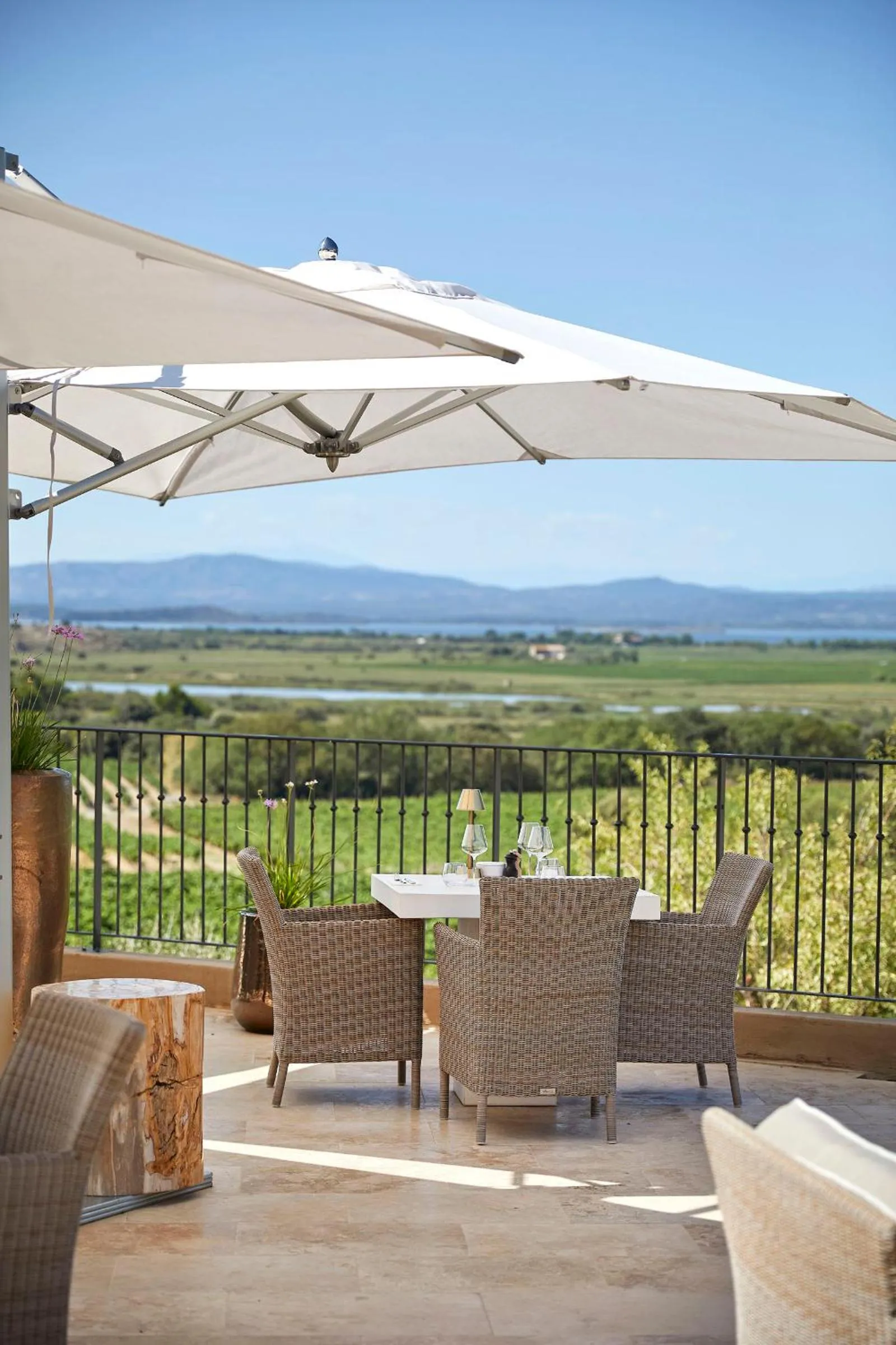 Restaurant/places to eat in Château Capitoul