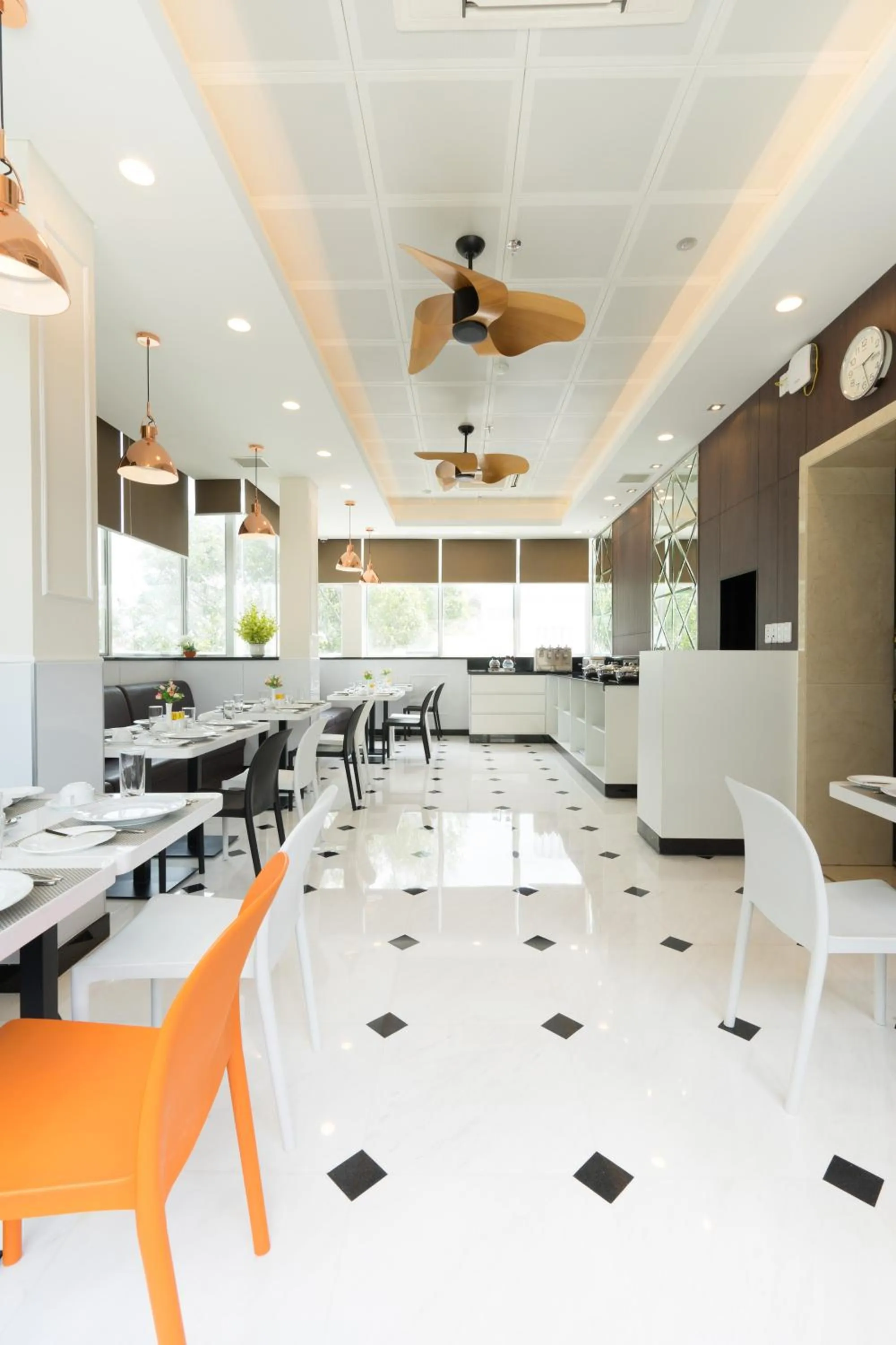 Restaurant/places to eat in Empress Hotel Ho Chi Minh City