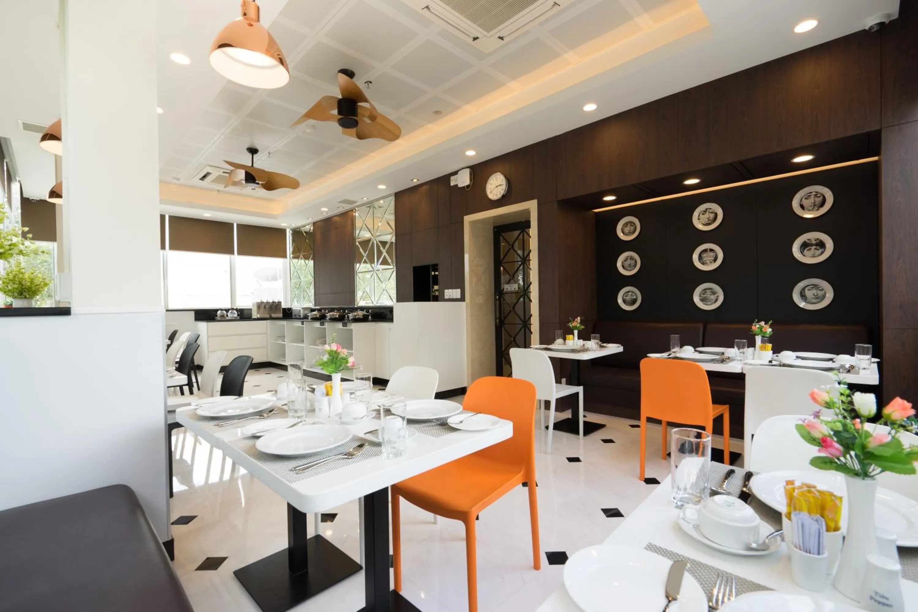 Restaurant/places to eat in Empress Hotel Ho Chi Minh City