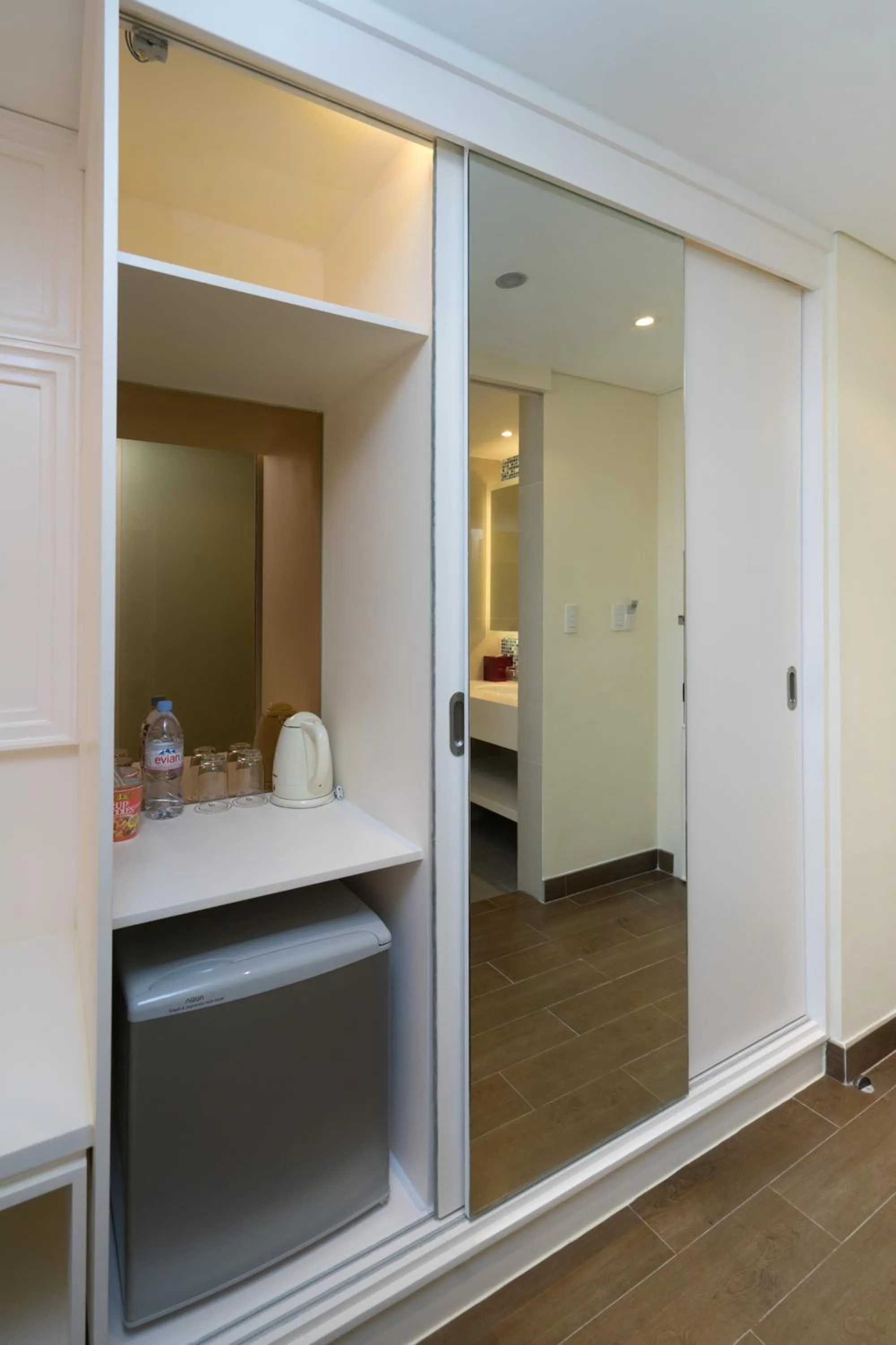 Bedroom in Empress Hotel Ho Chi Minh City