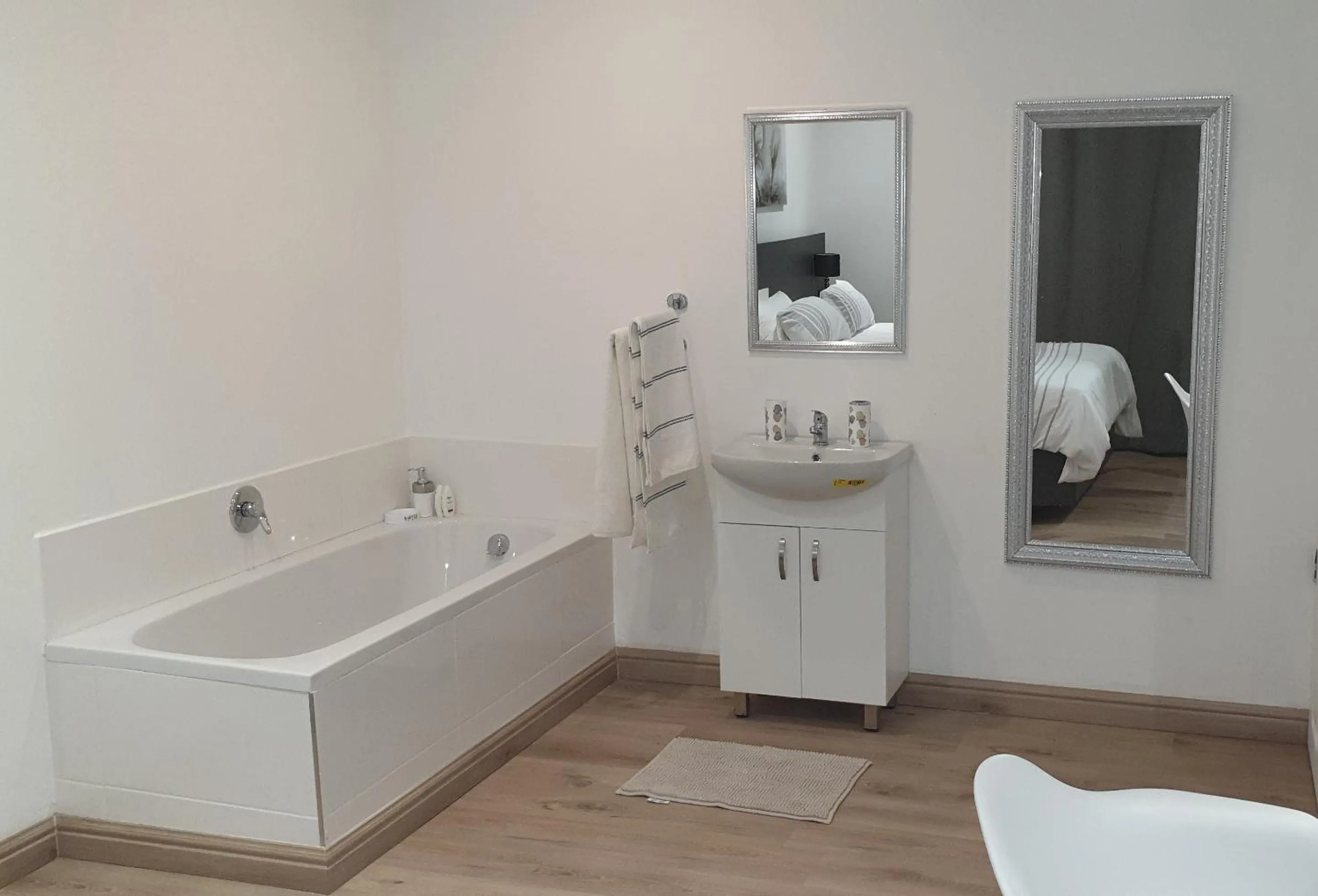 Bath in Casa Mo Boutique Guest House