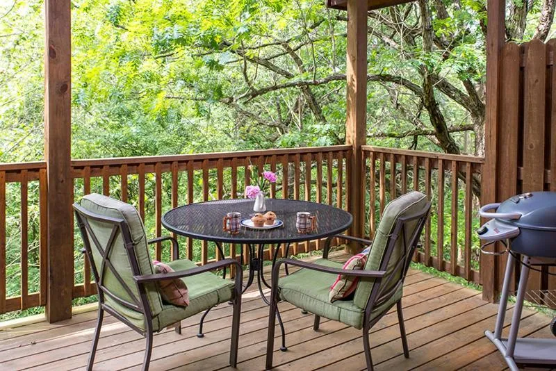 Balcony/Terrace in Eureka Sunset Cabins