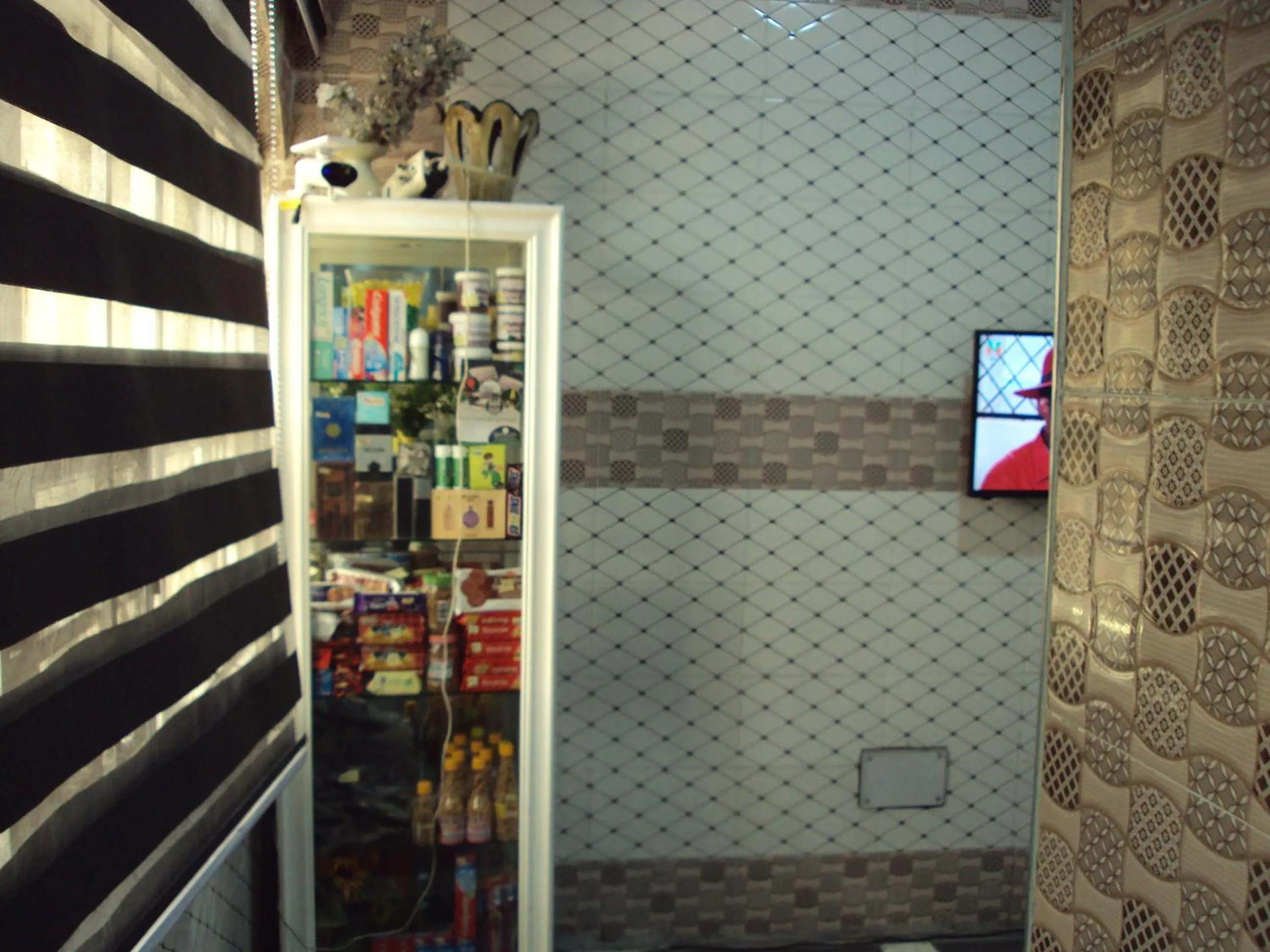 Supermarket/grocery shop in Elites Lodge