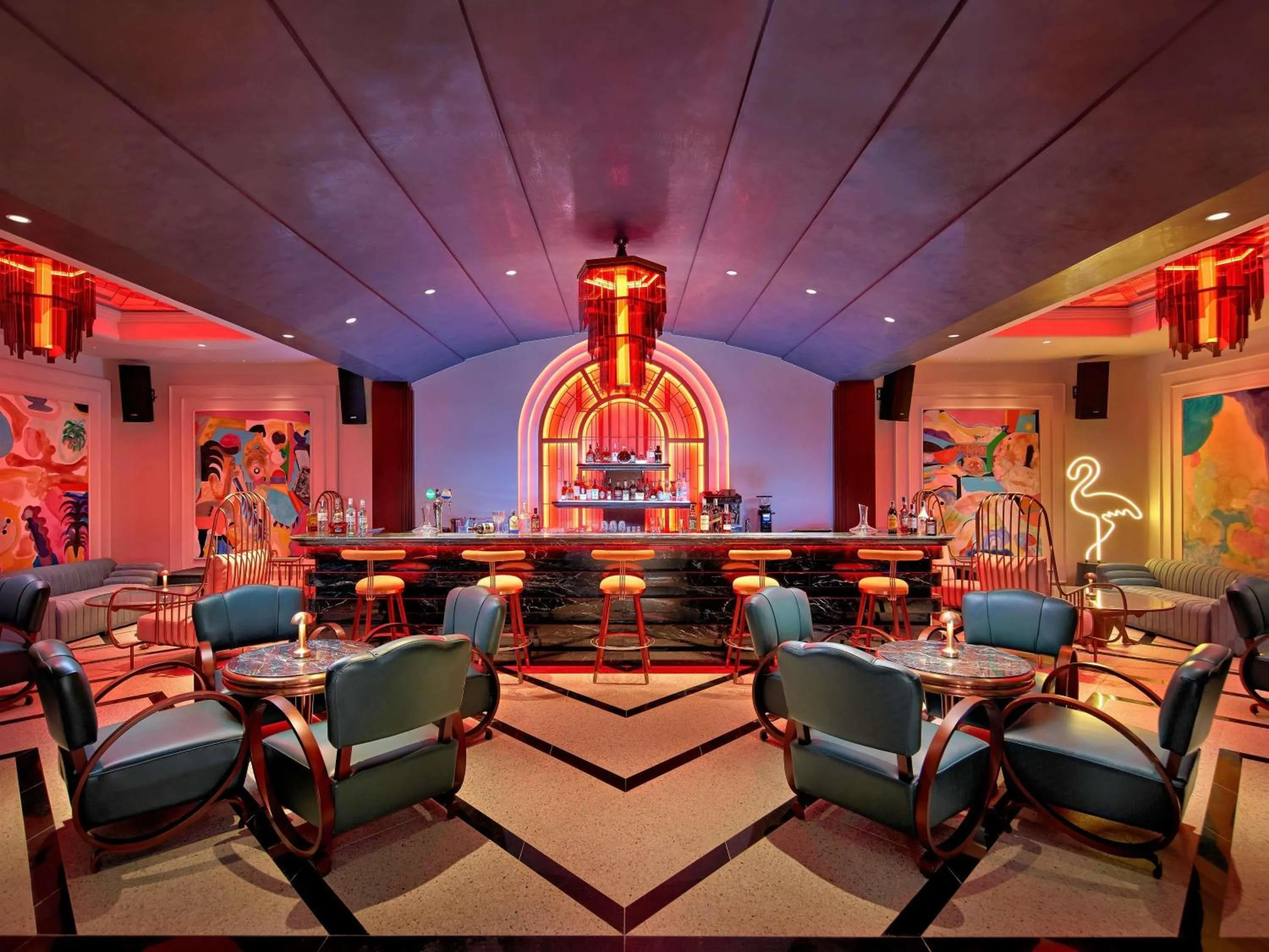 Lounge or bar in Mövenpick Hotel Hanoi Centre