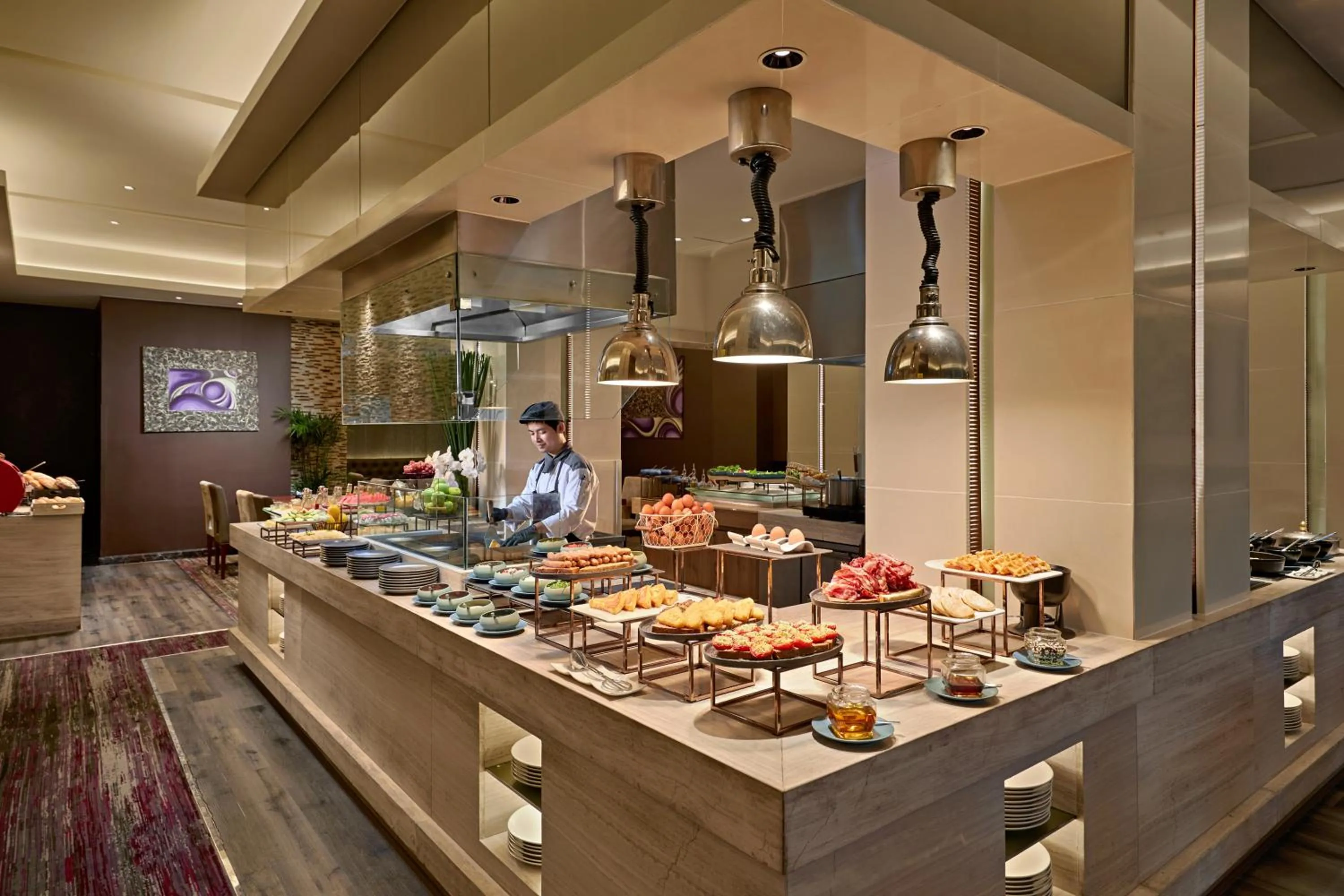 Restaurant/places to eat in Mövenpick Hotel Hanoi Centre