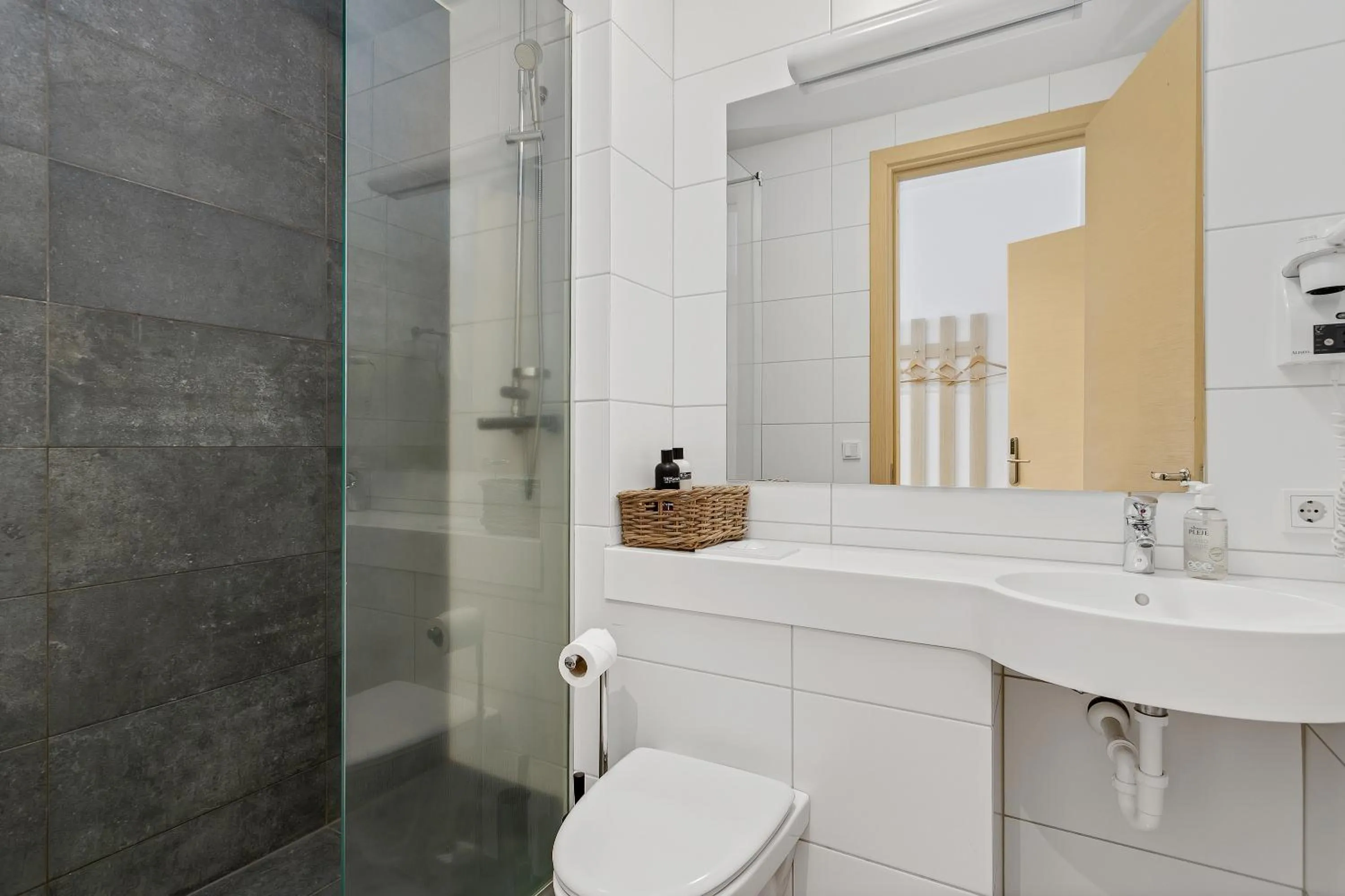 Shower in Iceland Comfort Apartments by Heimaleiga