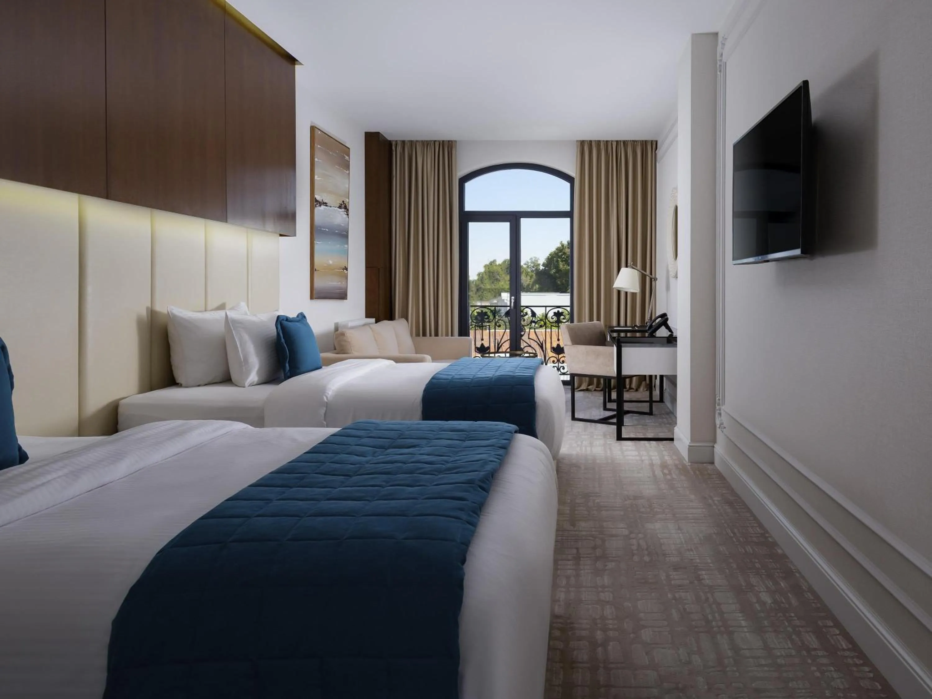 Bedroom, Bed in Mercure Tashkent South