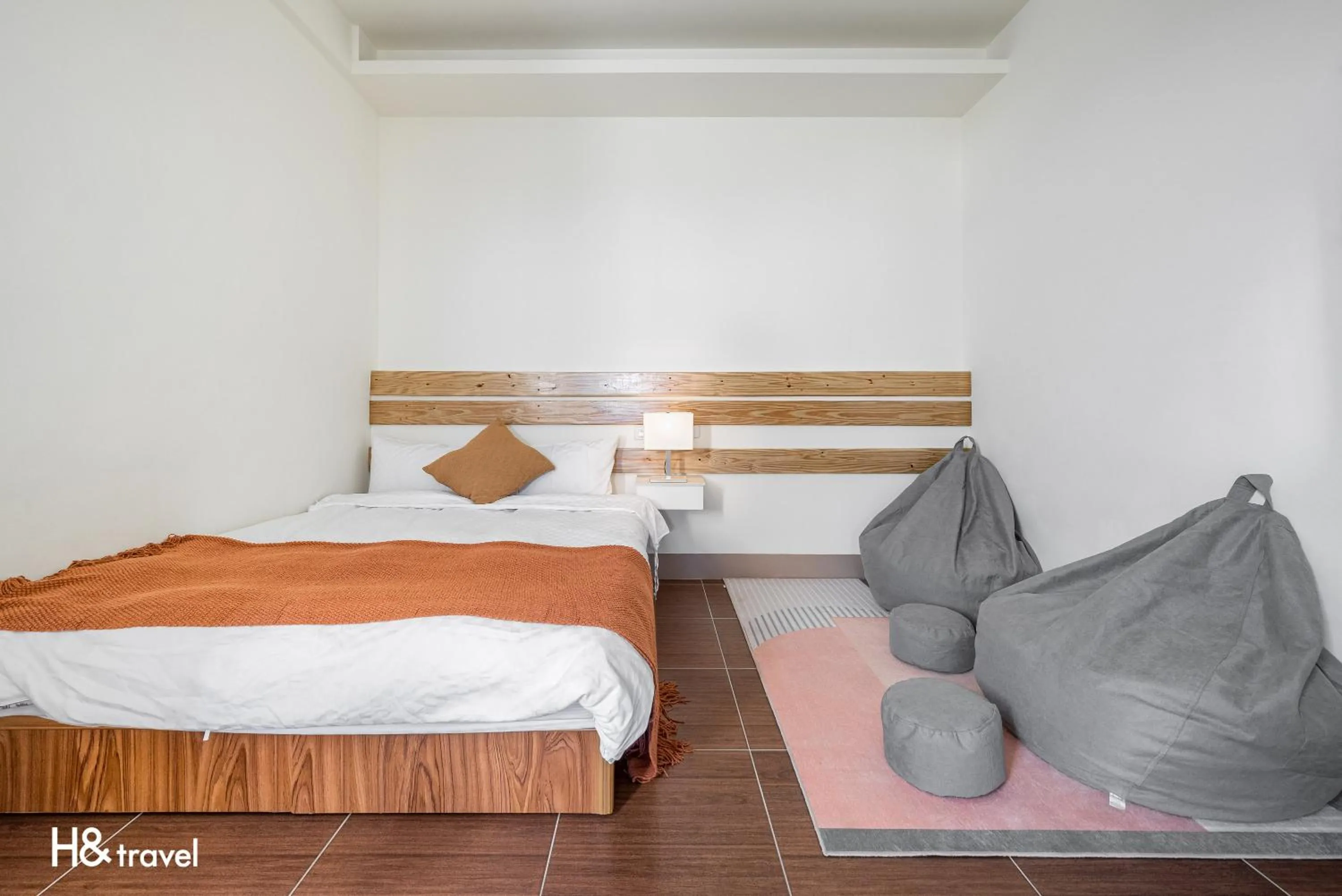 Bed in Taitung Feng Lin Resort Hotel