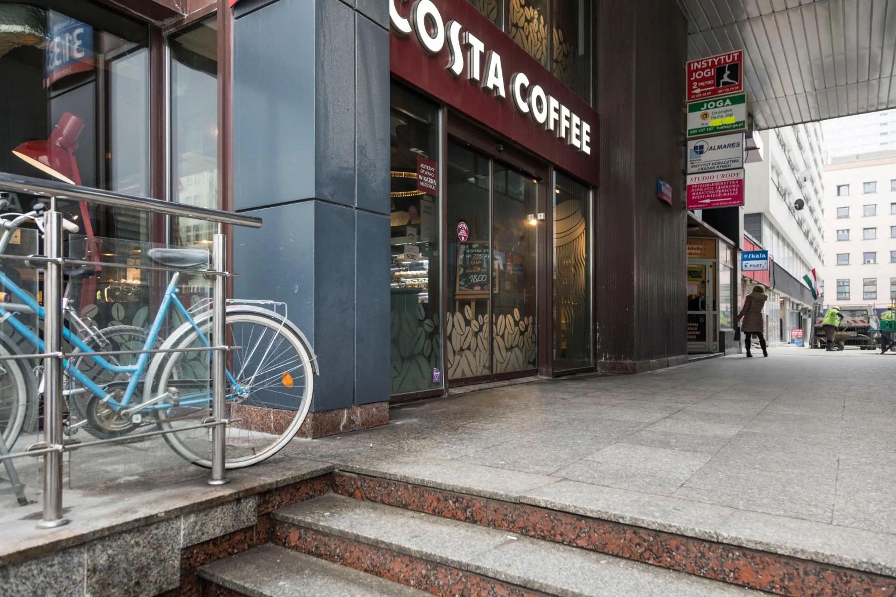 Facade/entrance in Apartament One by Your Freedom