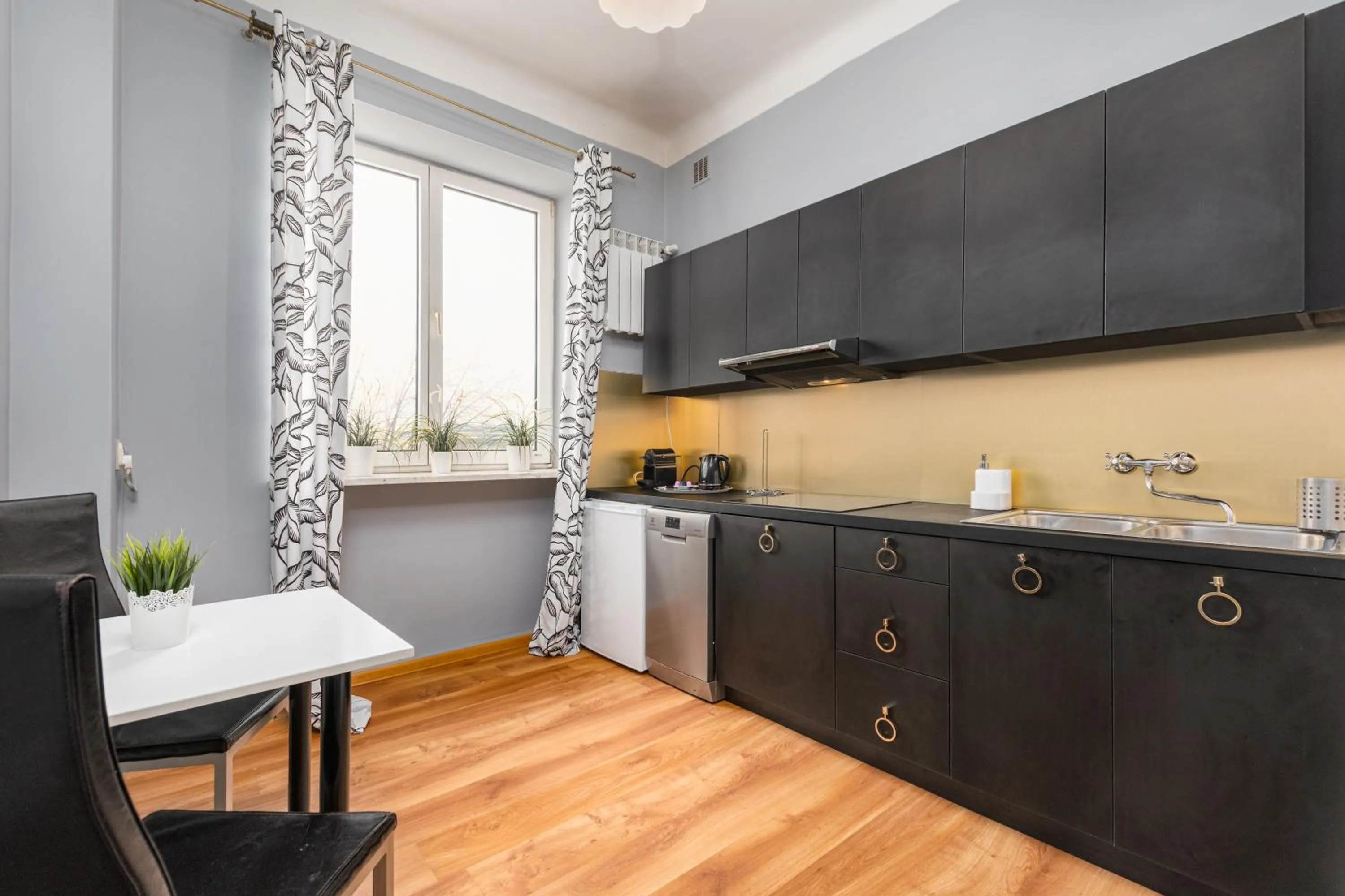 Kitchen or kitchenette in Apartament One by Your Freedom