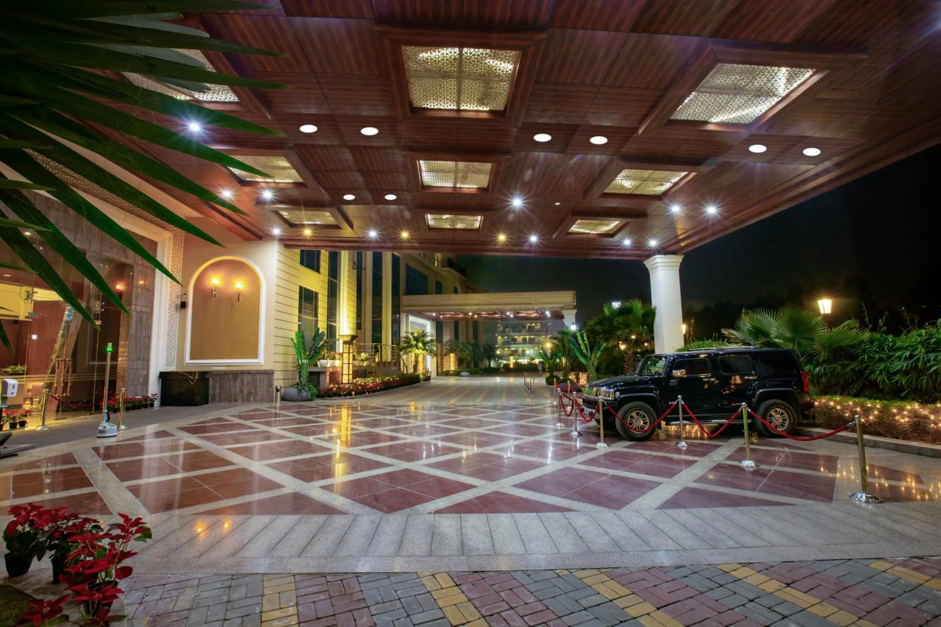 Facade/entrance in The Gaurs Sarovar Premiere