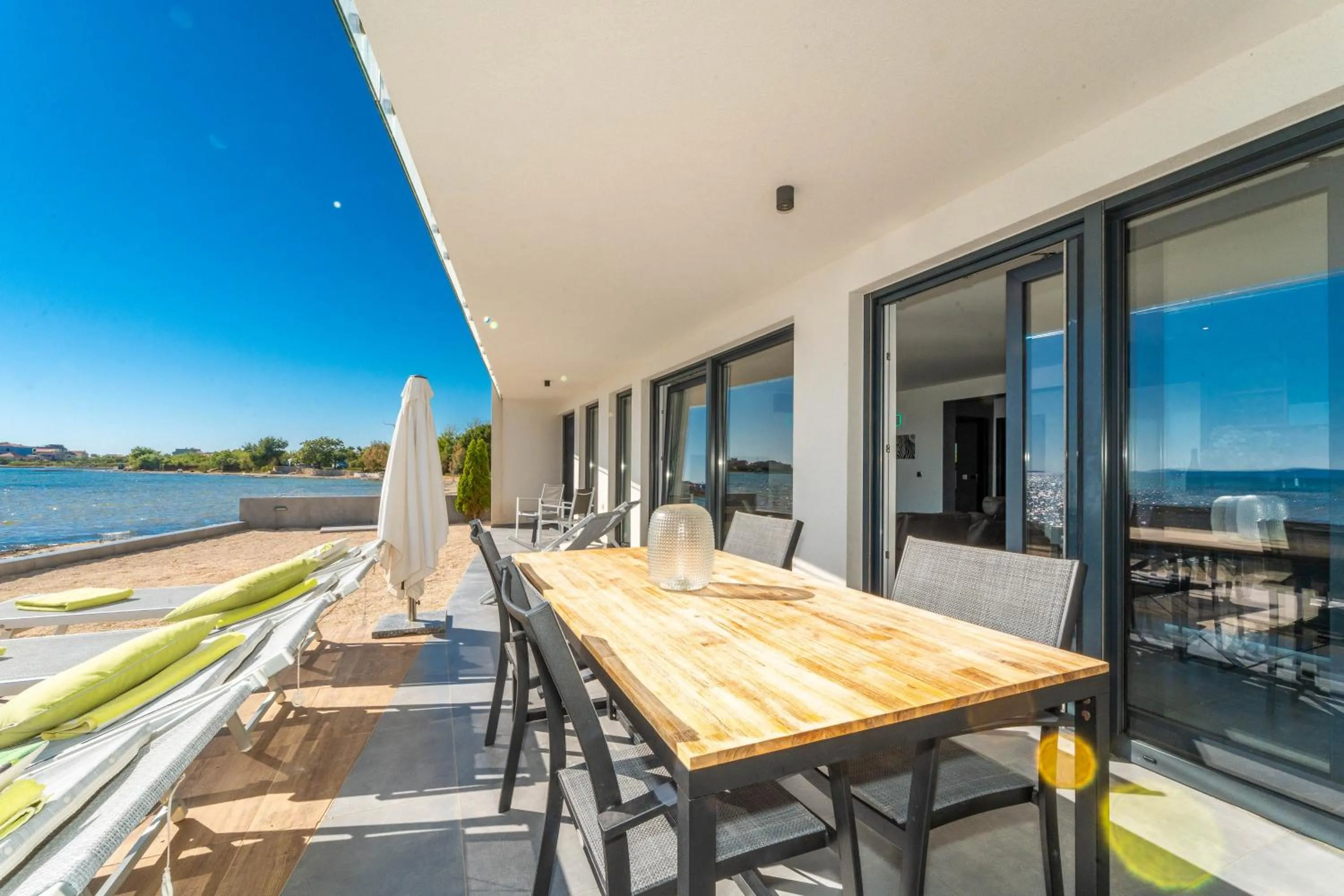 Jimmys Beach Privlaka direkt am Meer und beheiztem Pool