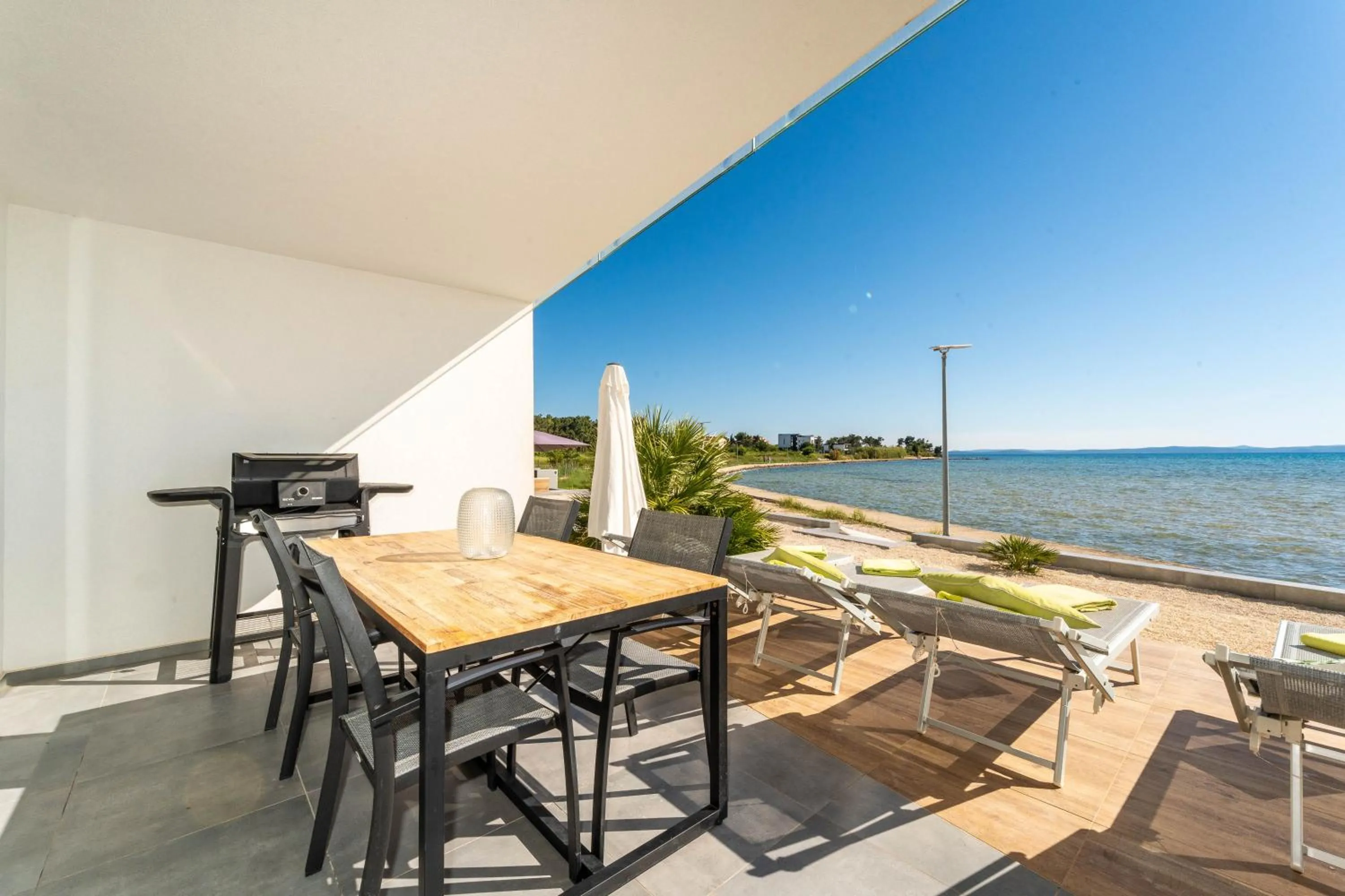 Jimmys Beach Privlaka direkt am Meer und beheiztem Pool
