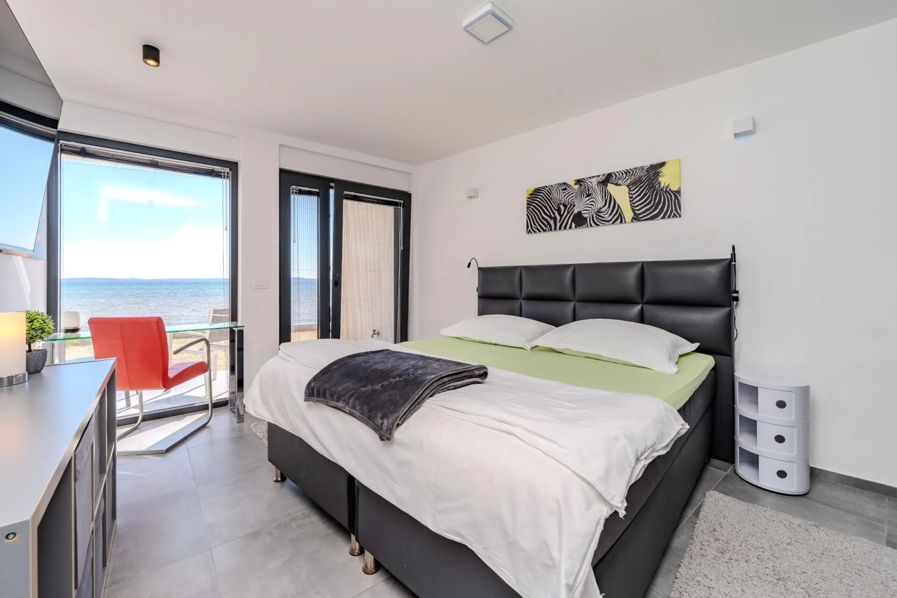 Bed in Jimmys Beach Privlaka direkt am Meer und beheiztem Pool