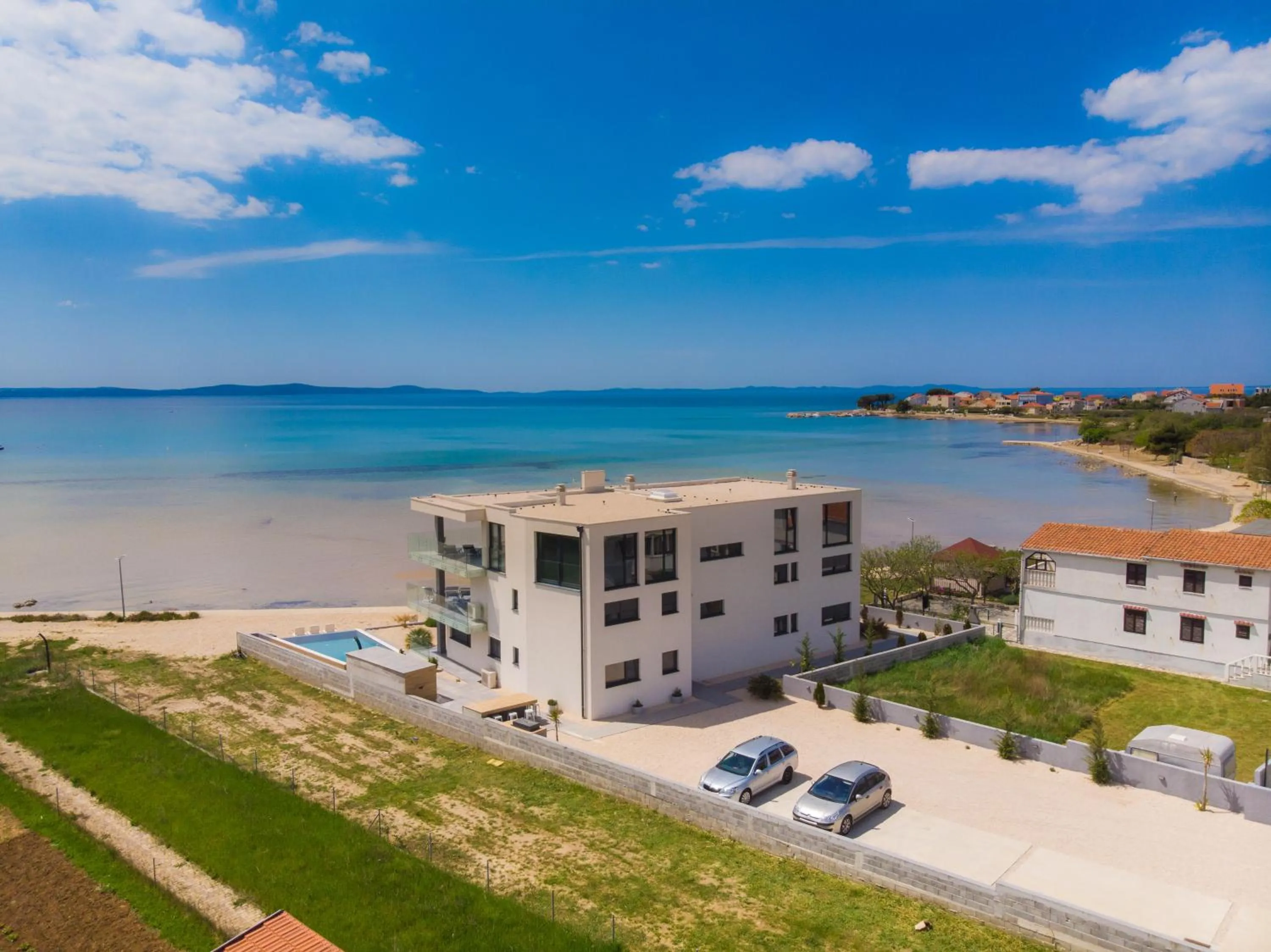 Jimmys Beach Privlaka direkt am Meer und beheiztem Pool