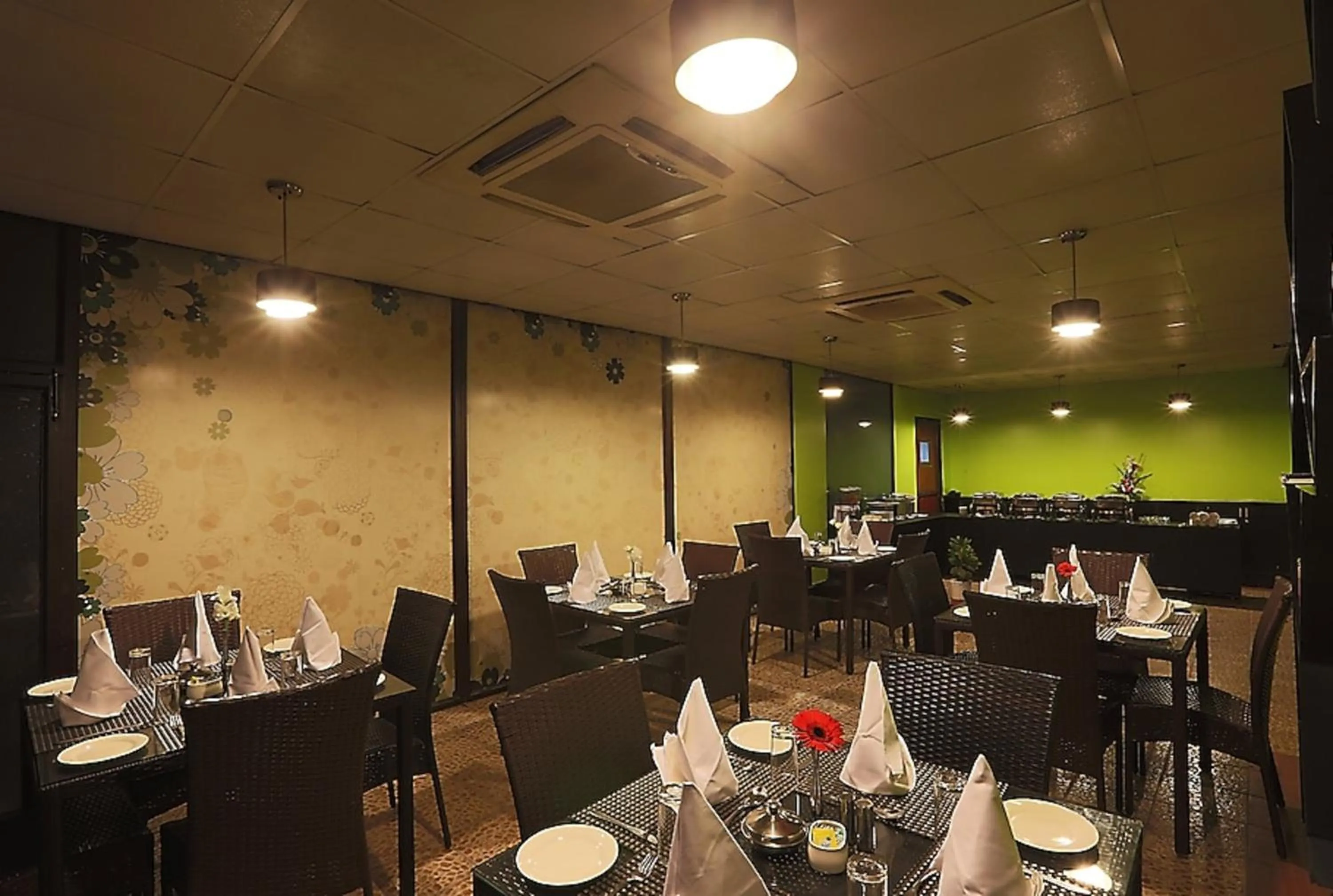 Restaurant/places to eat in The Pamposh Hotel