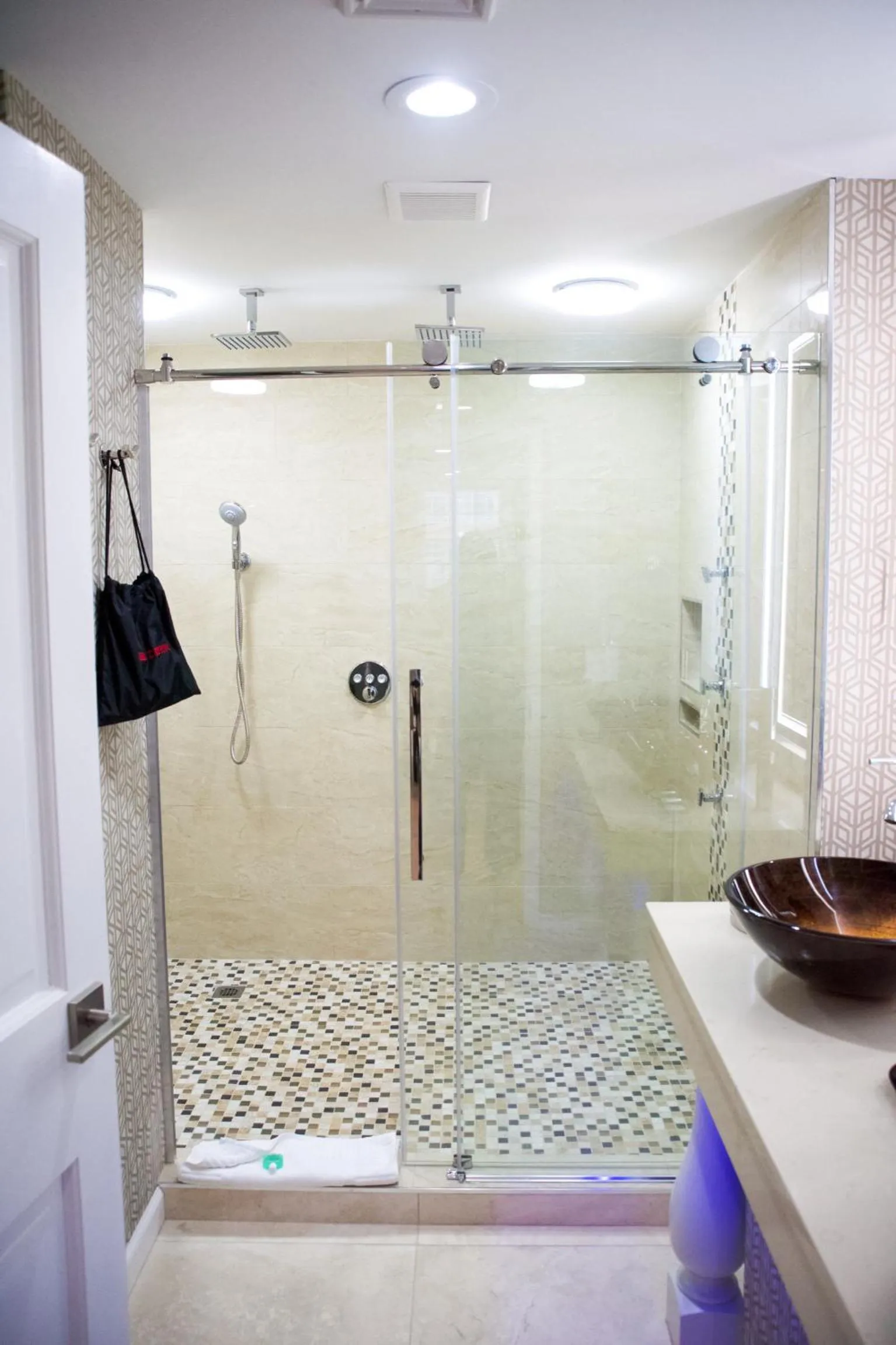 Shower in The Americus Hotel, Trademark Collection by Wyndham