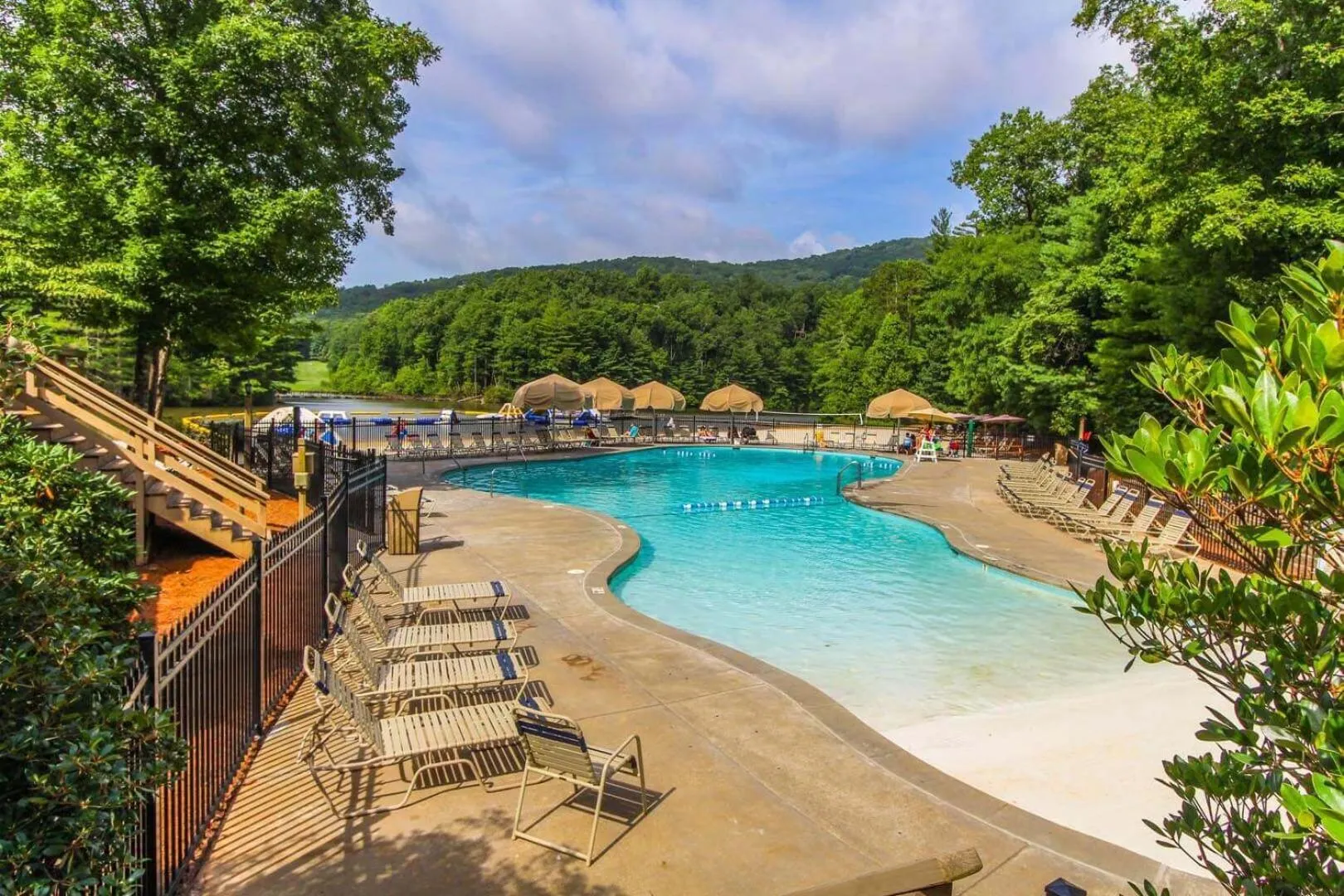 Day in Petit Crest Villas