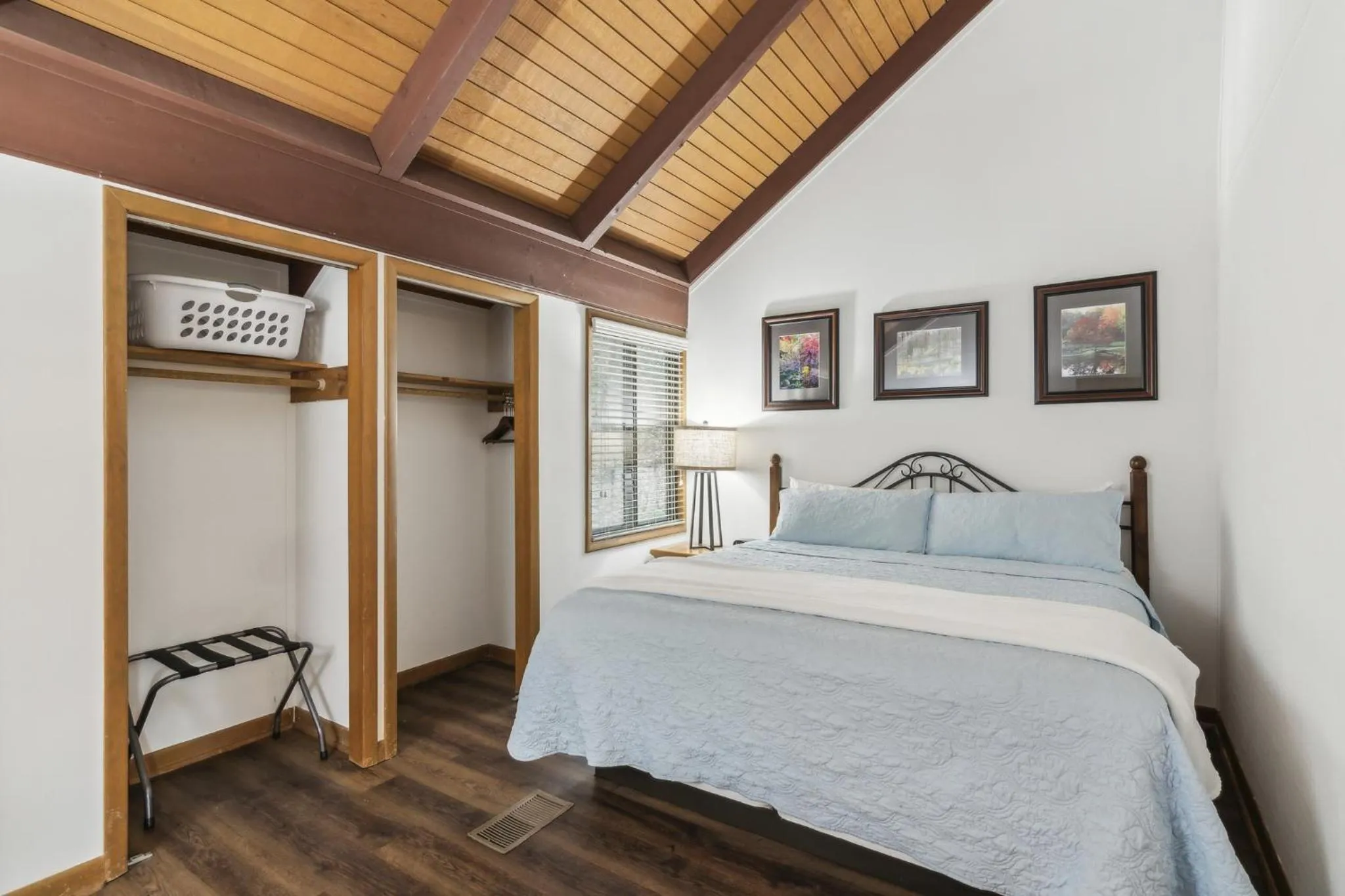 Bedroom, Bed in Petit Crest Villas