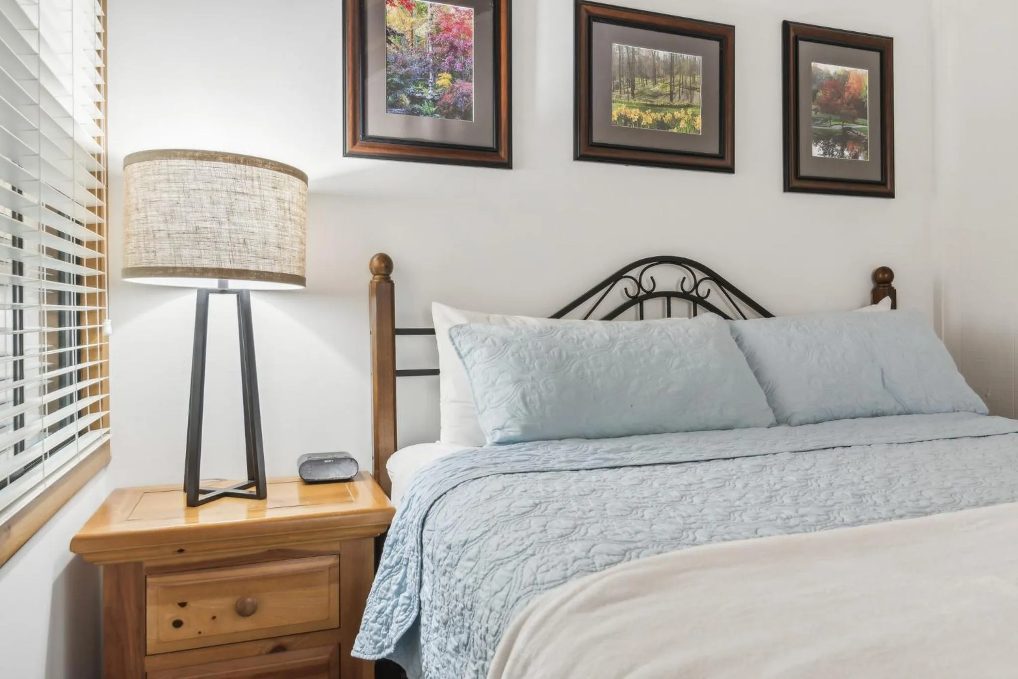 Bedroom, Bed in Petit Crest Villas