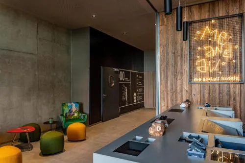 Me and All Hotel Ulm, by Hyatt